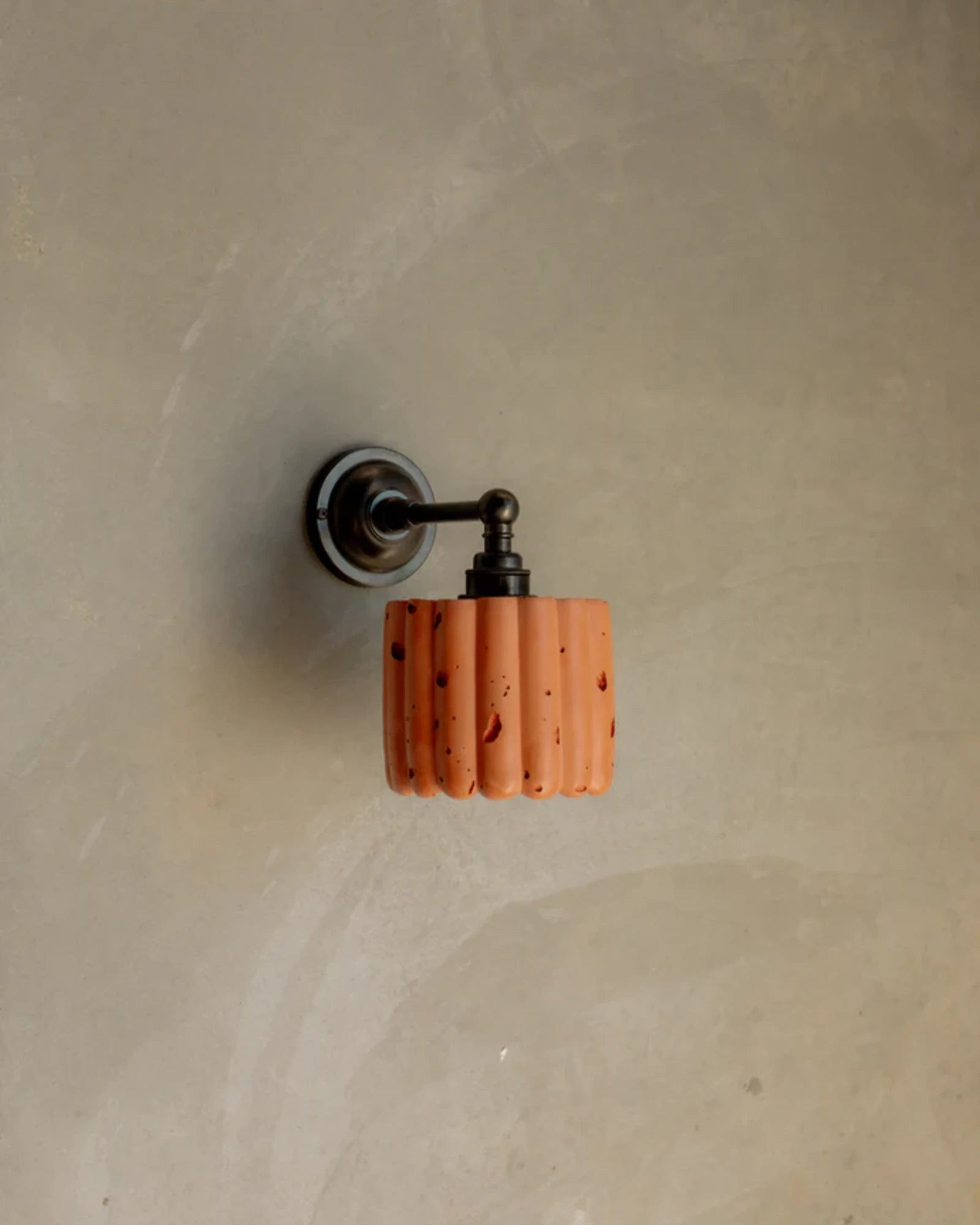 Fluted Straight Arm Wall Light