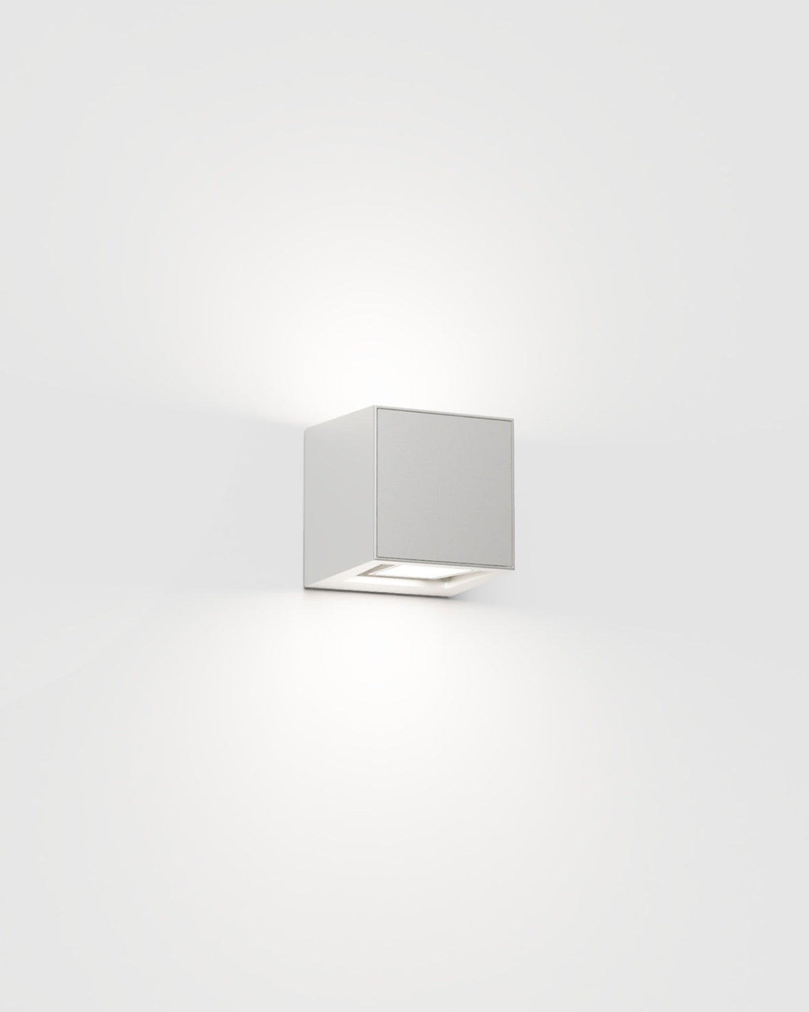 Gap Q Wall Light