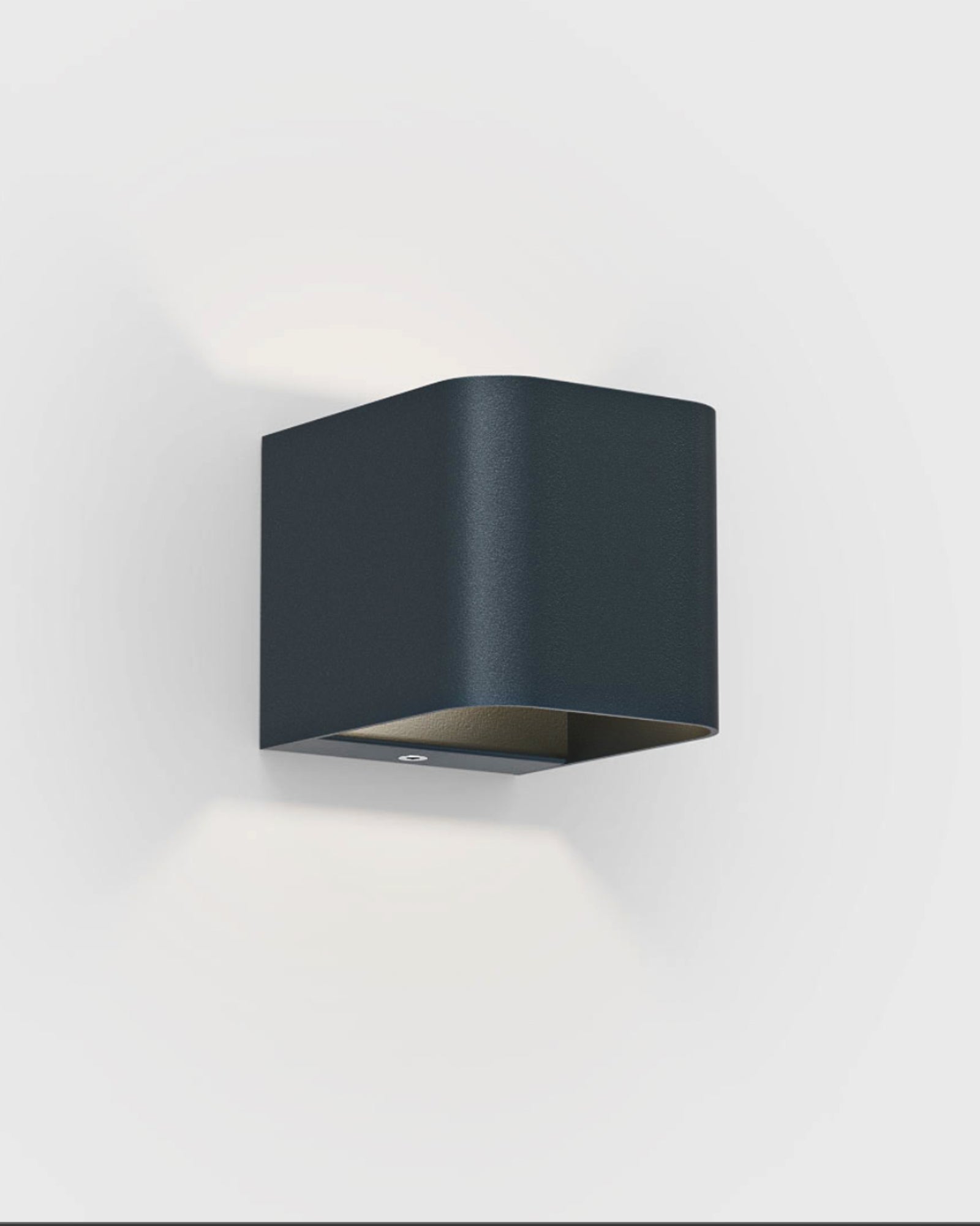 Intro Wall Light