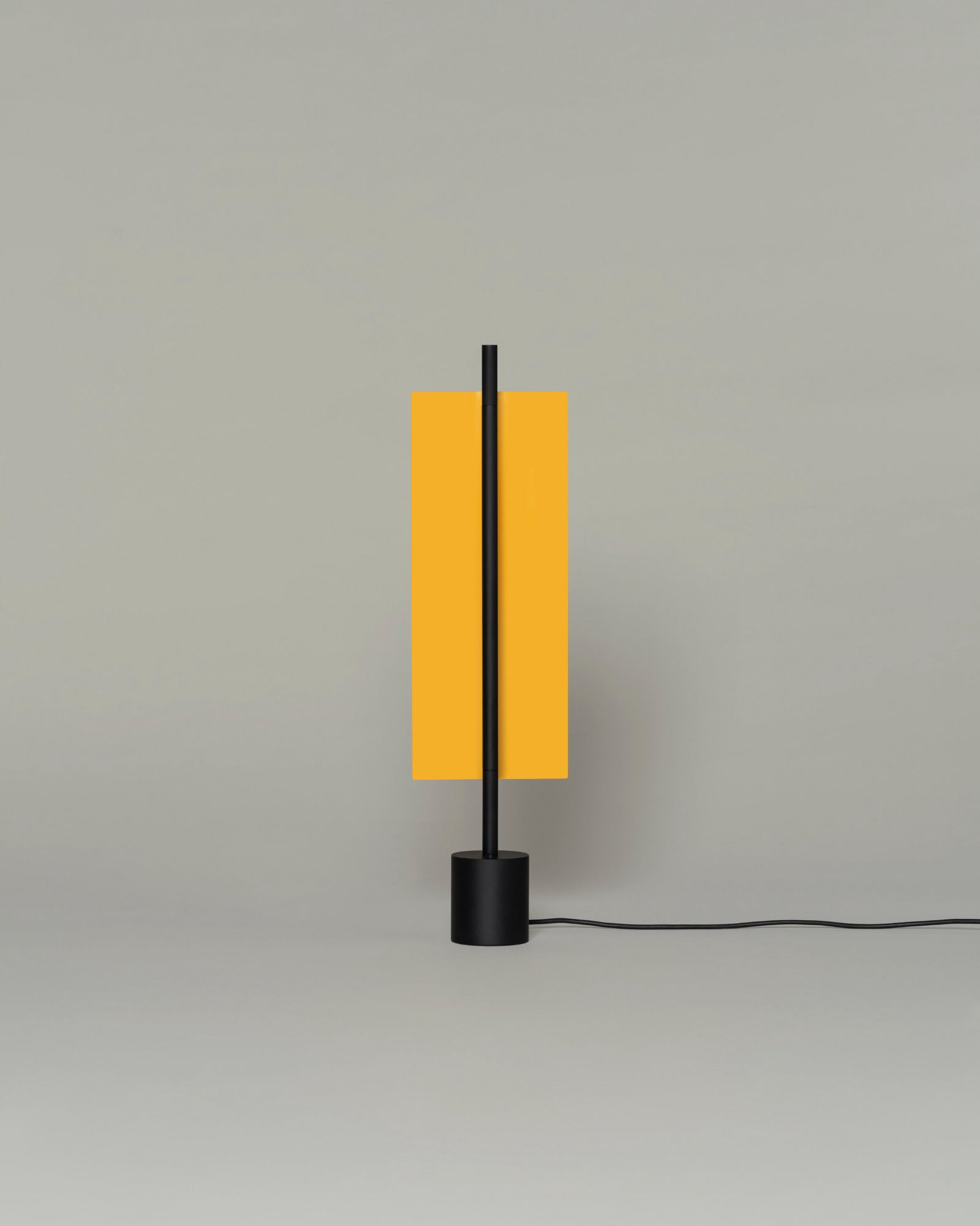 Lámina Dorada 45 Table Lamp