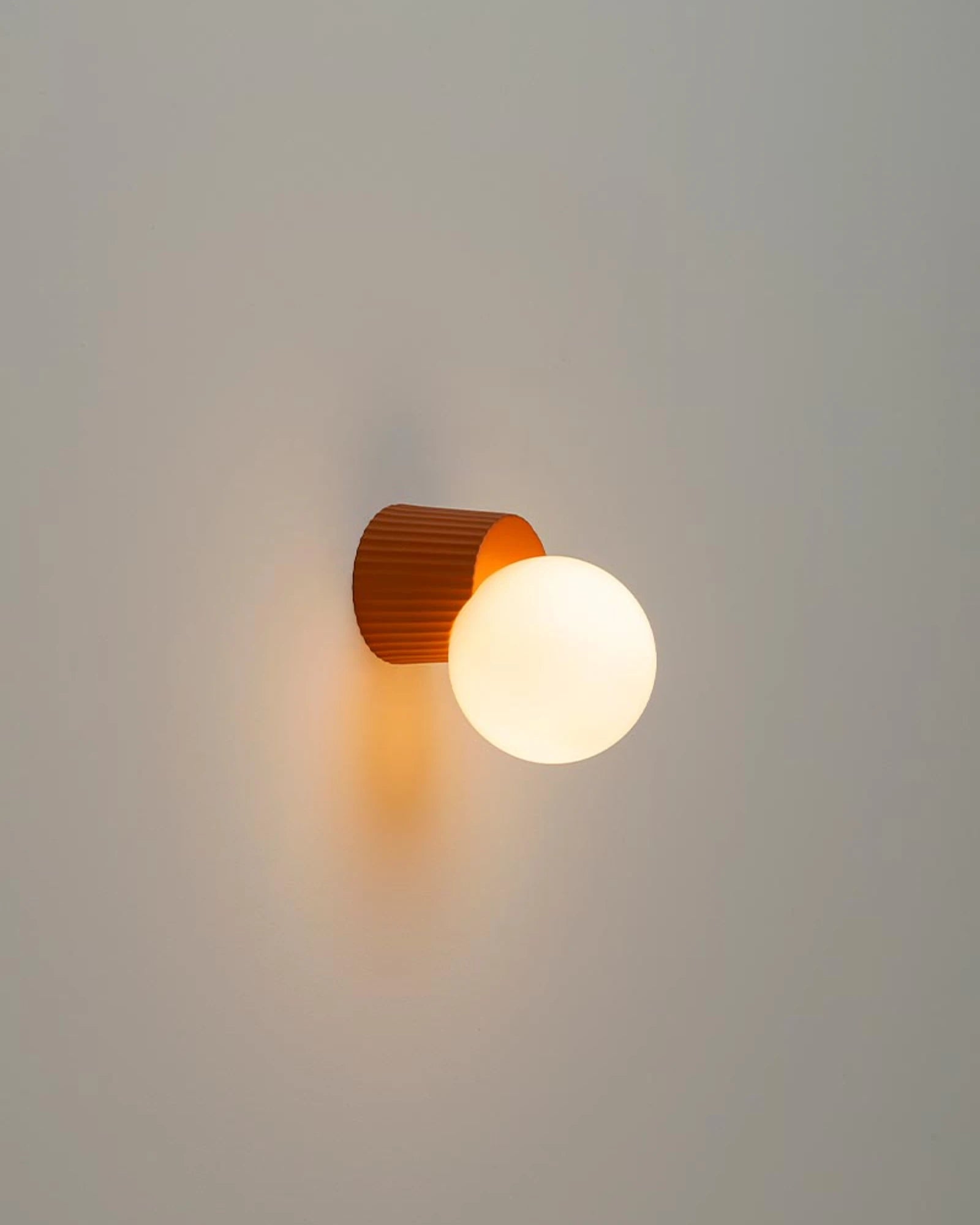 Land Wall Light