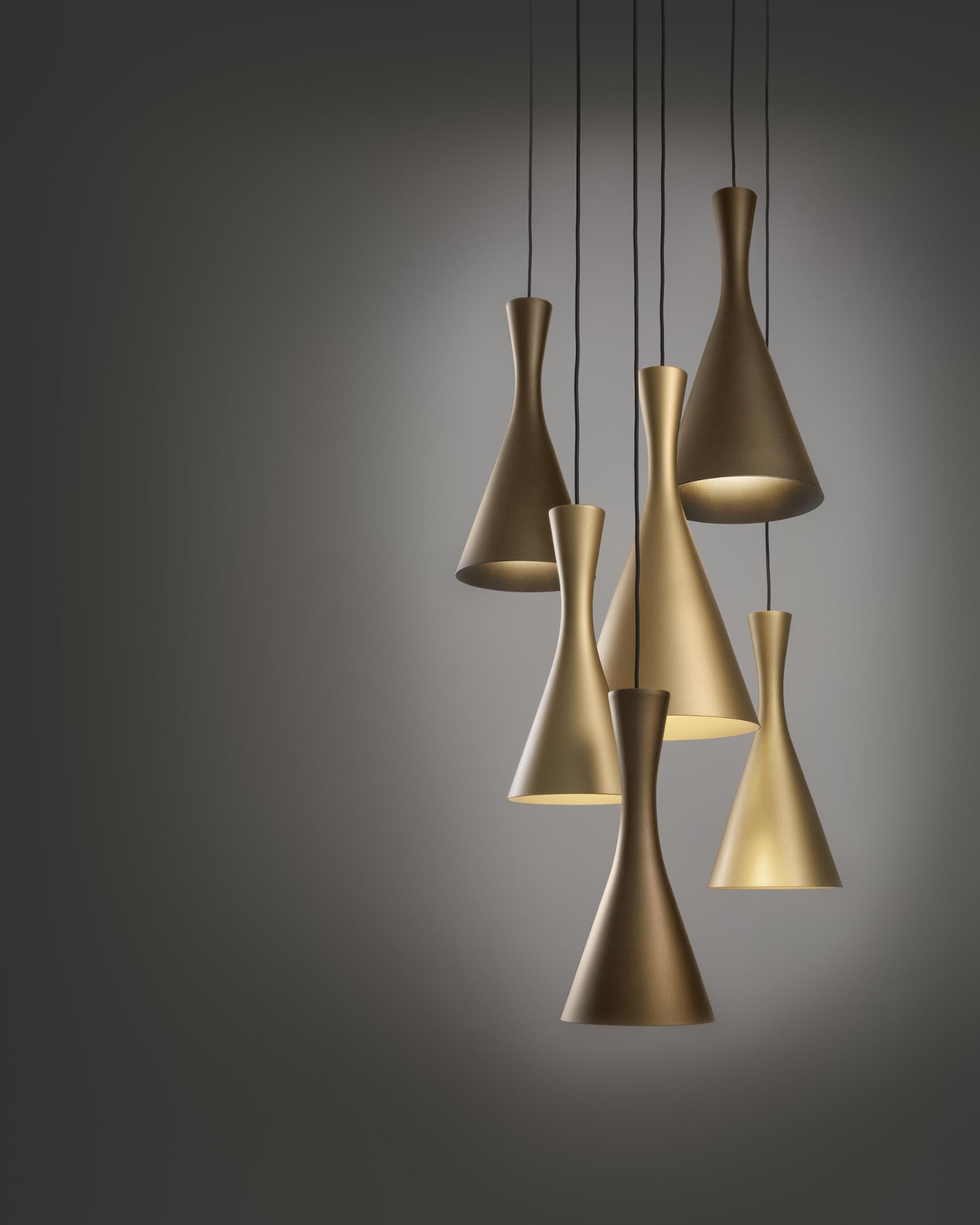 Longuette Pendant Light