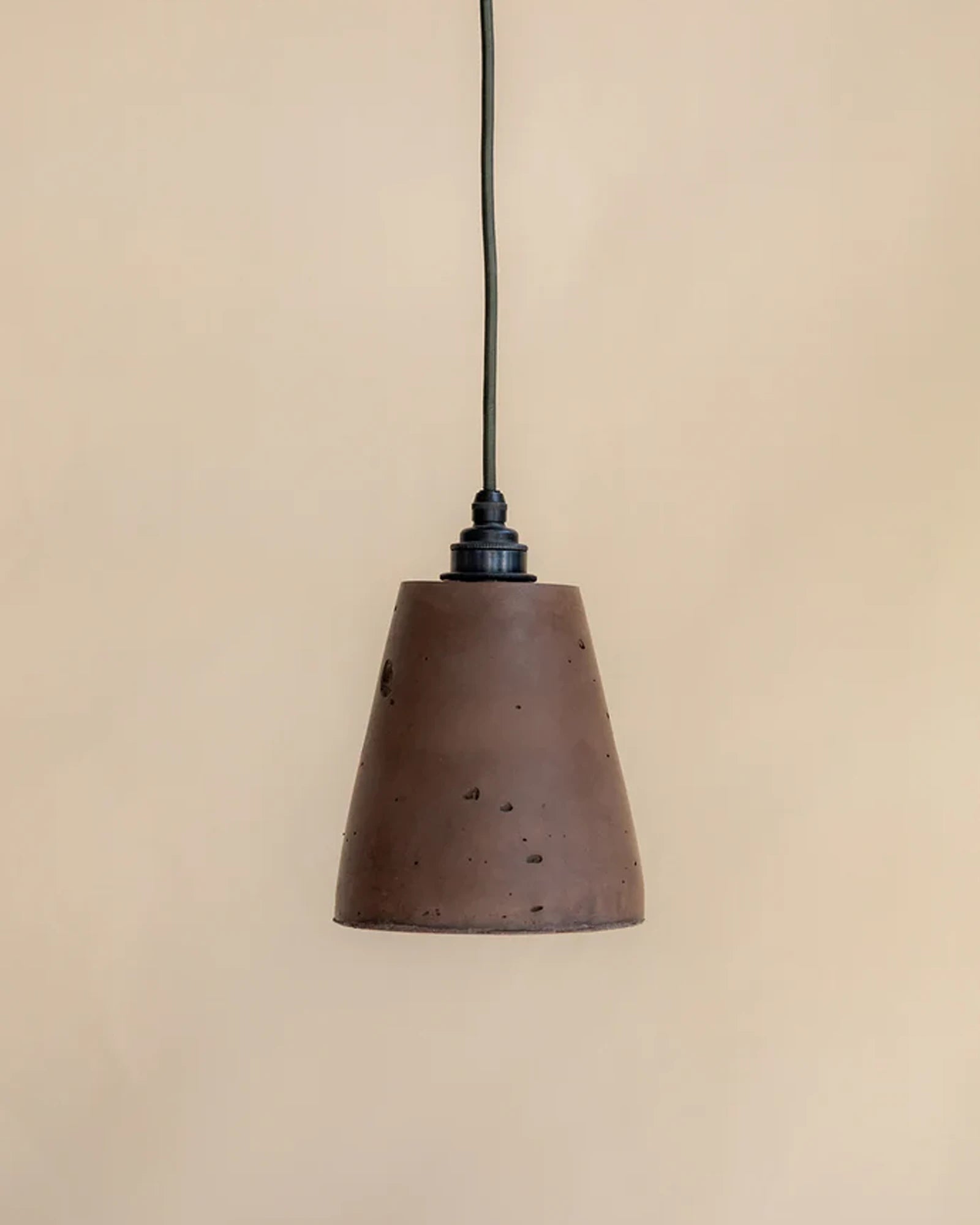 Maca Pendant Light