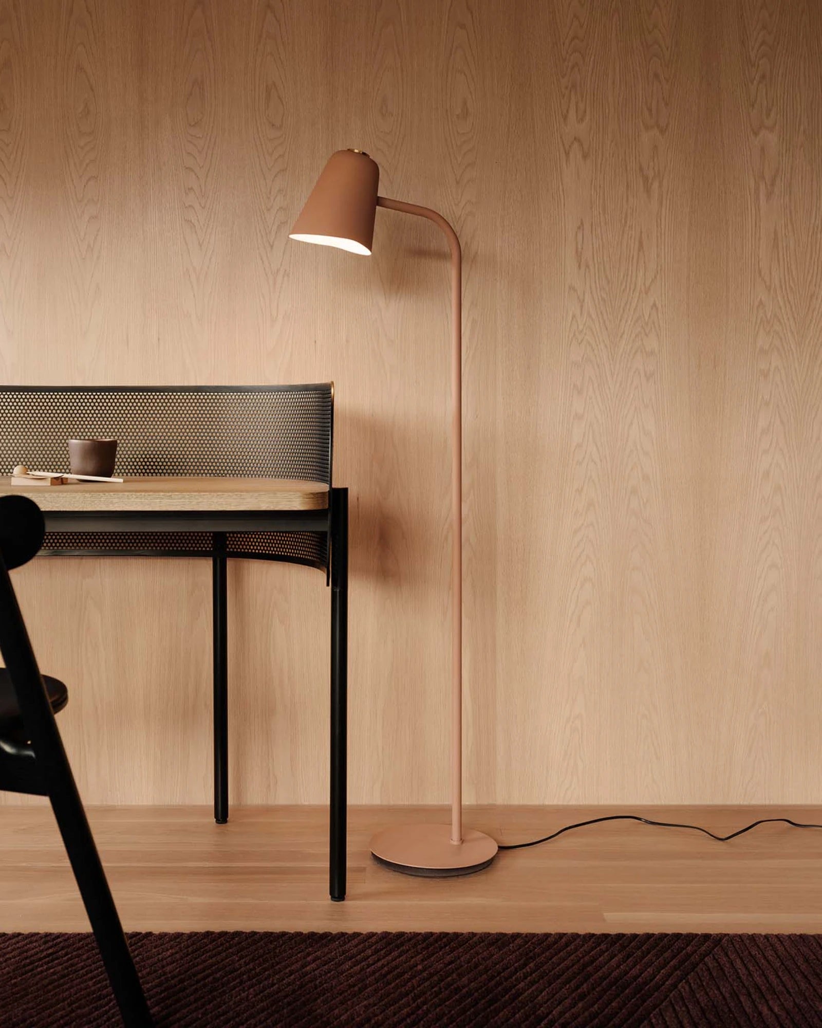 Me Dim Floor Lamp