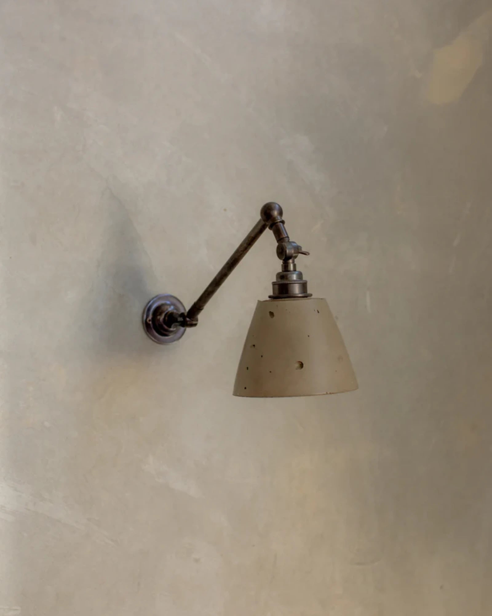 Mod Arm Wall Light