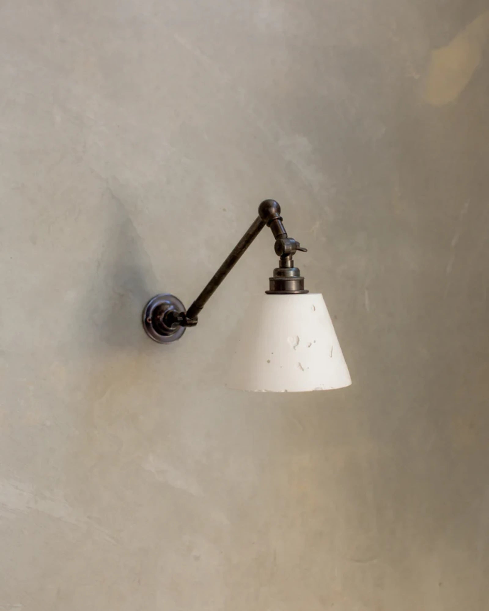Mod Arm Wall Light