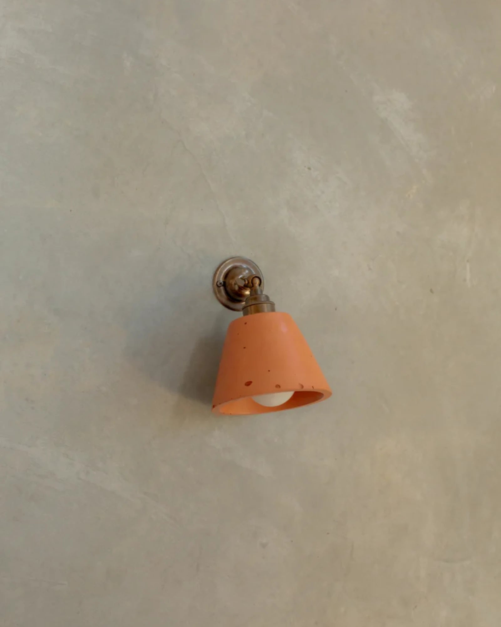 Mod Knuckle Wall Light