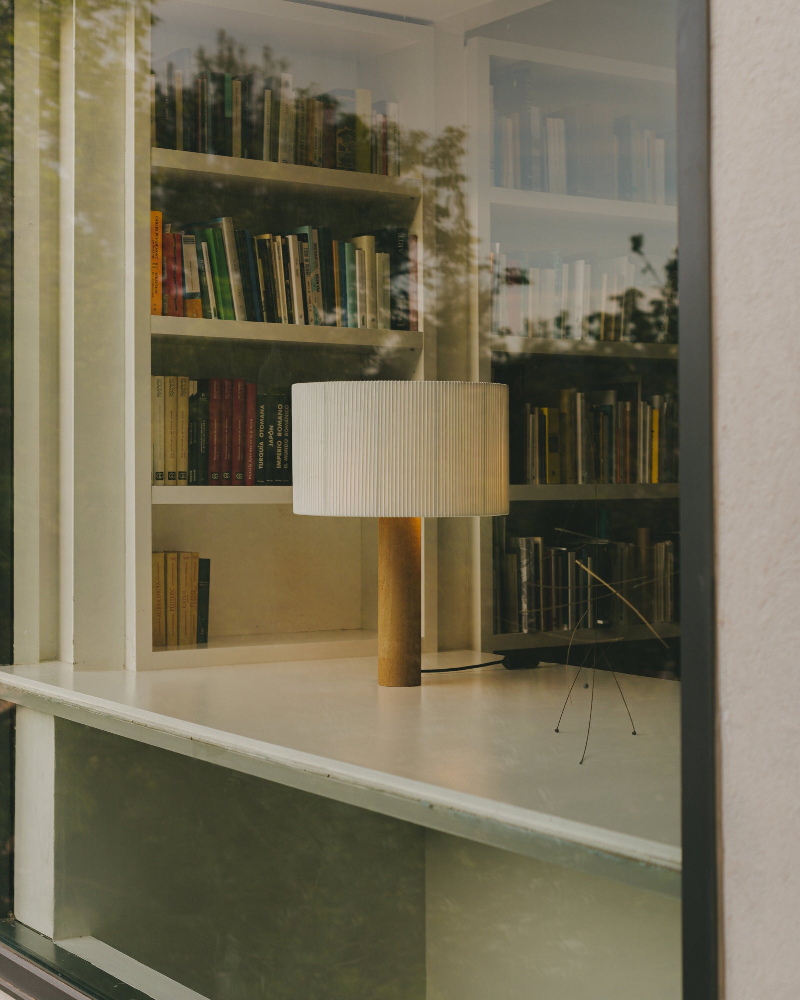 Moragas Table Lamp