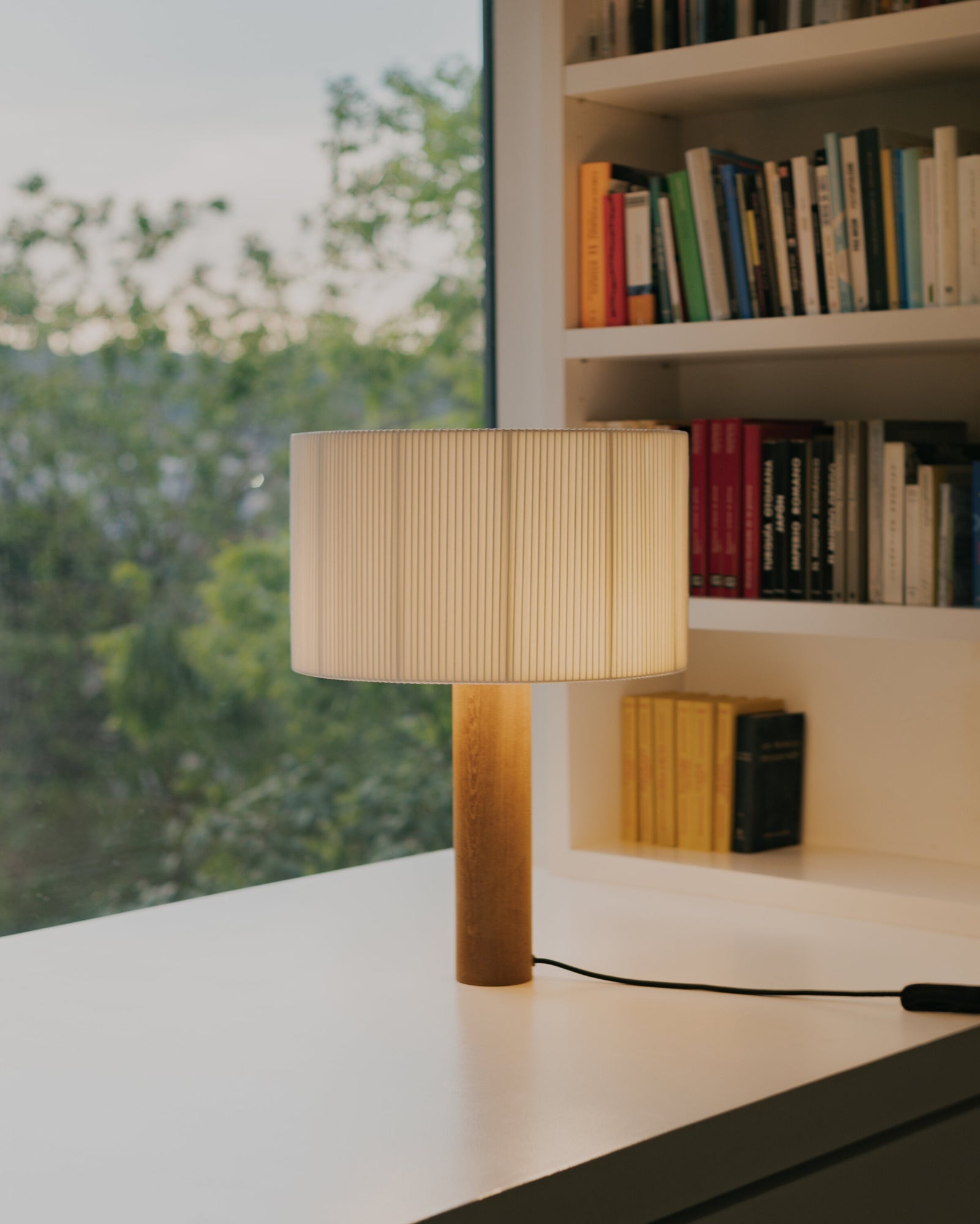 Moragas Table Lamp