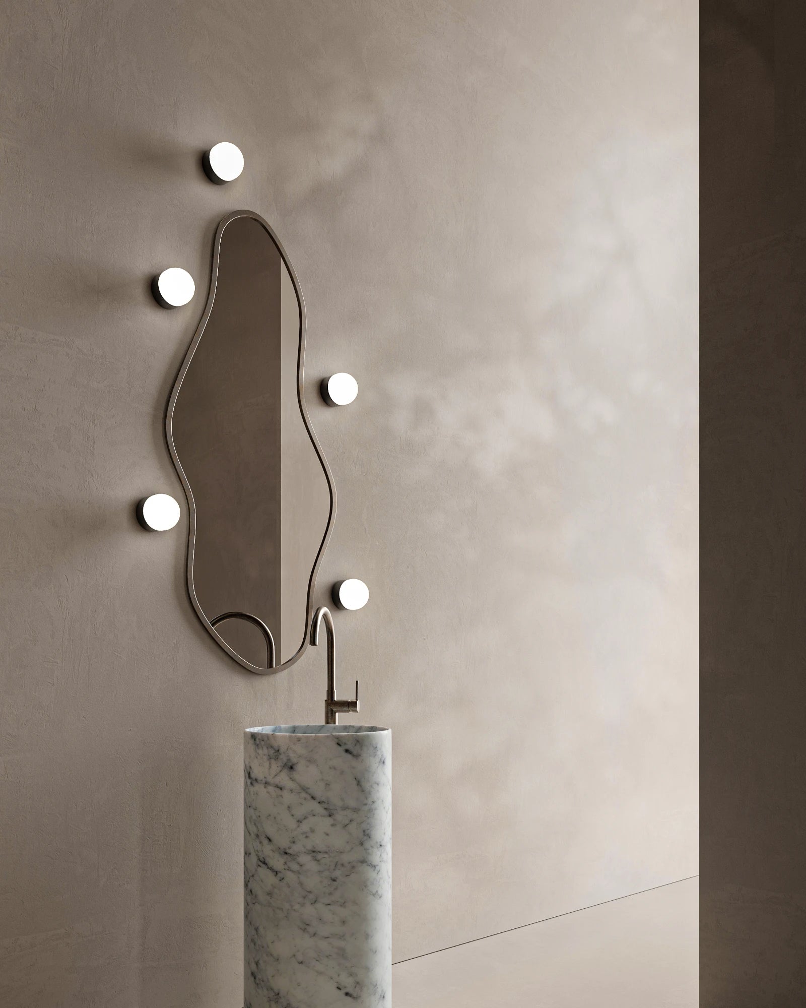 Orb Sur Mini Wall Light