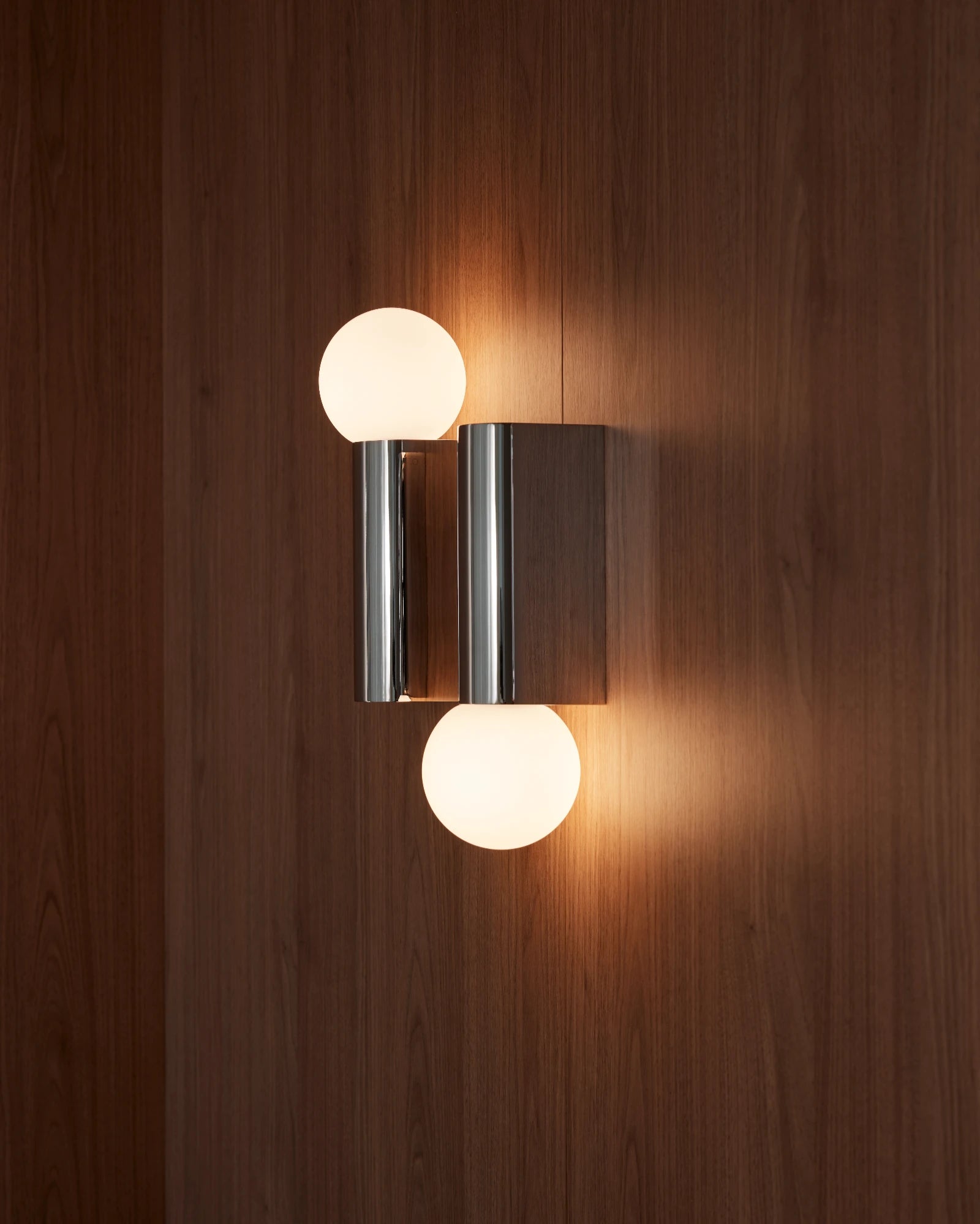 Ortona Single Wall Light