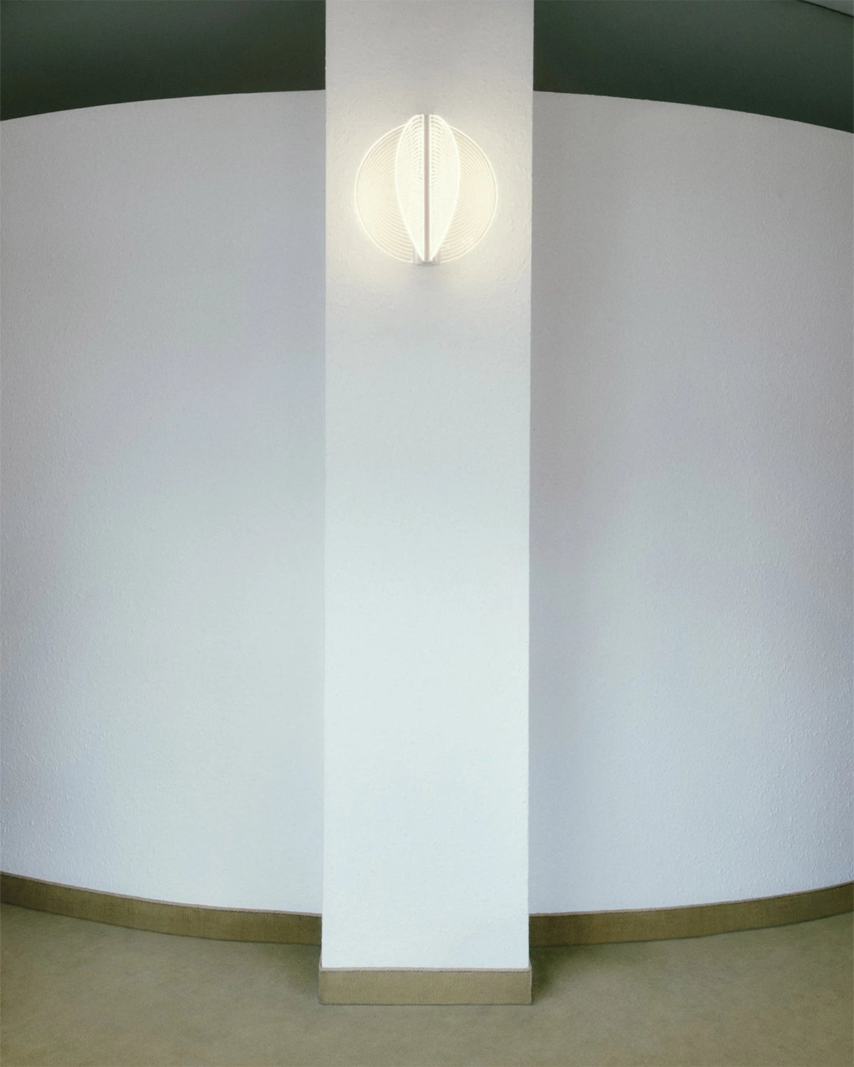 Papylia Wall Light