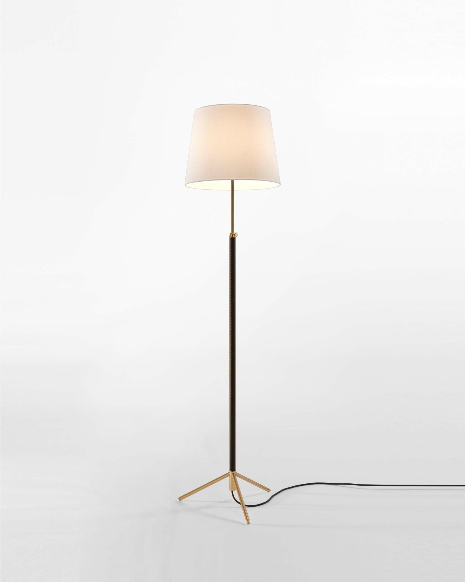 Pie de Salon Floor Lamp