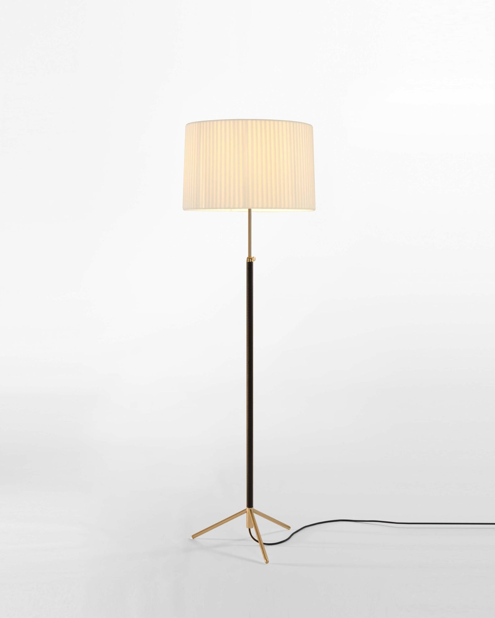 Pie de Salon Floor Lamp