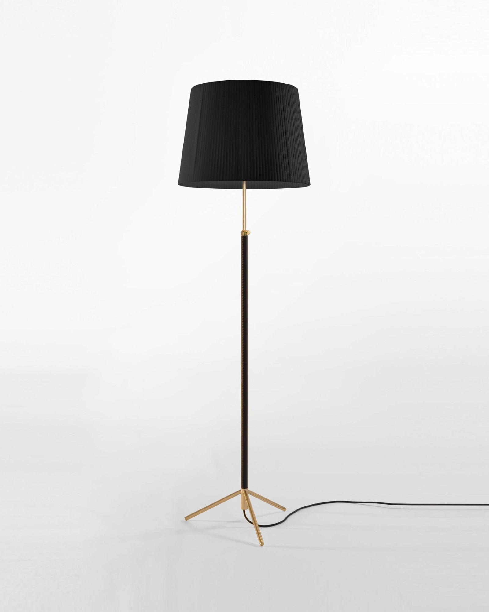 Pie de Salon Floor Lamp