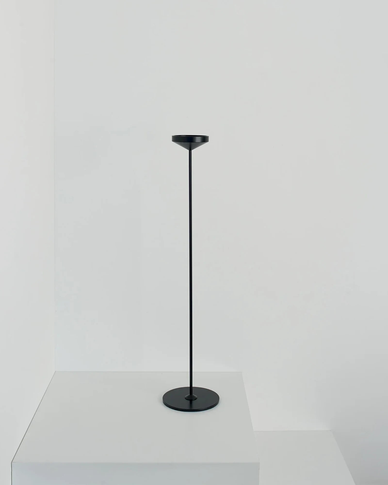Pina Floor Lamp