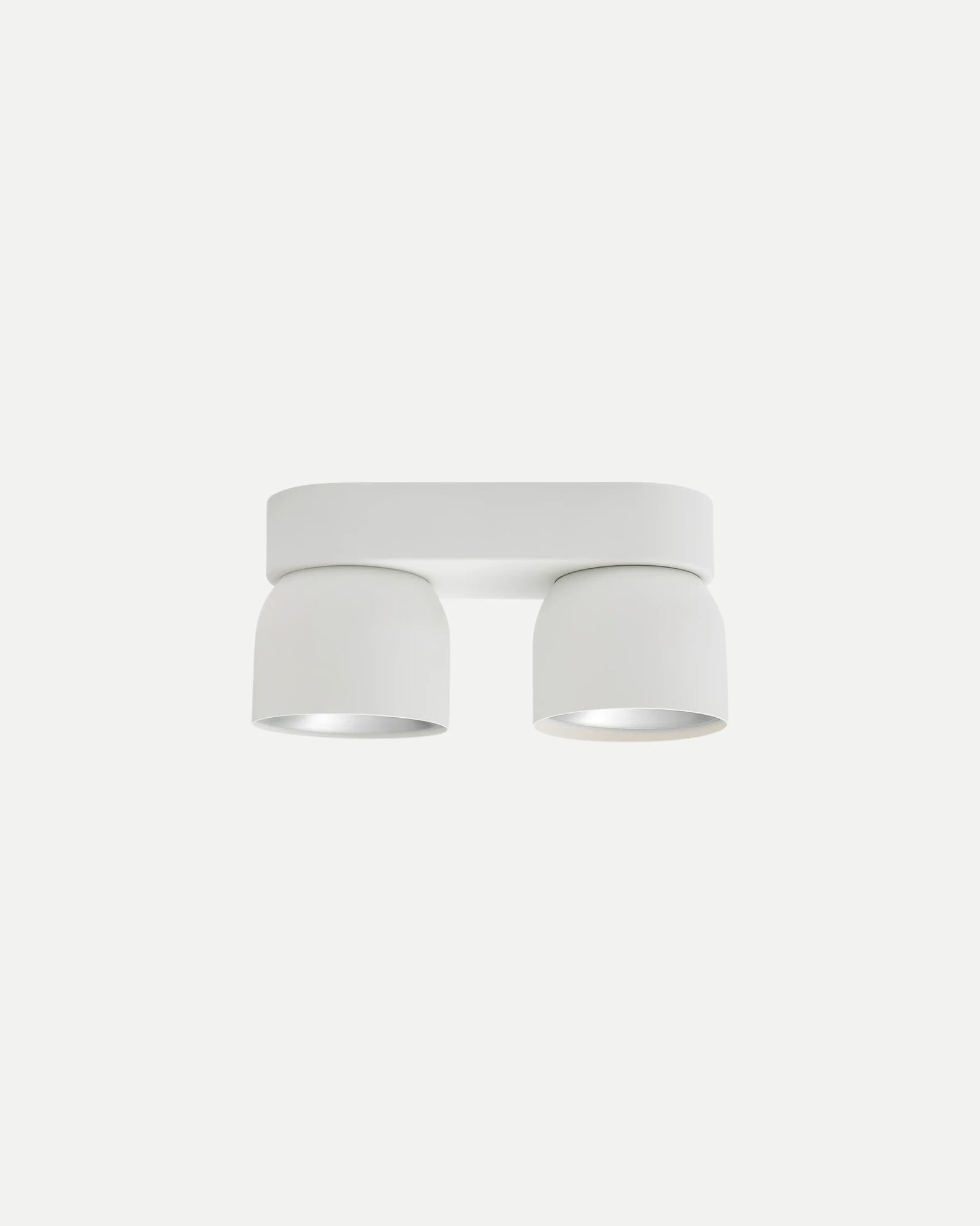Pitcher 2lt Spotlight