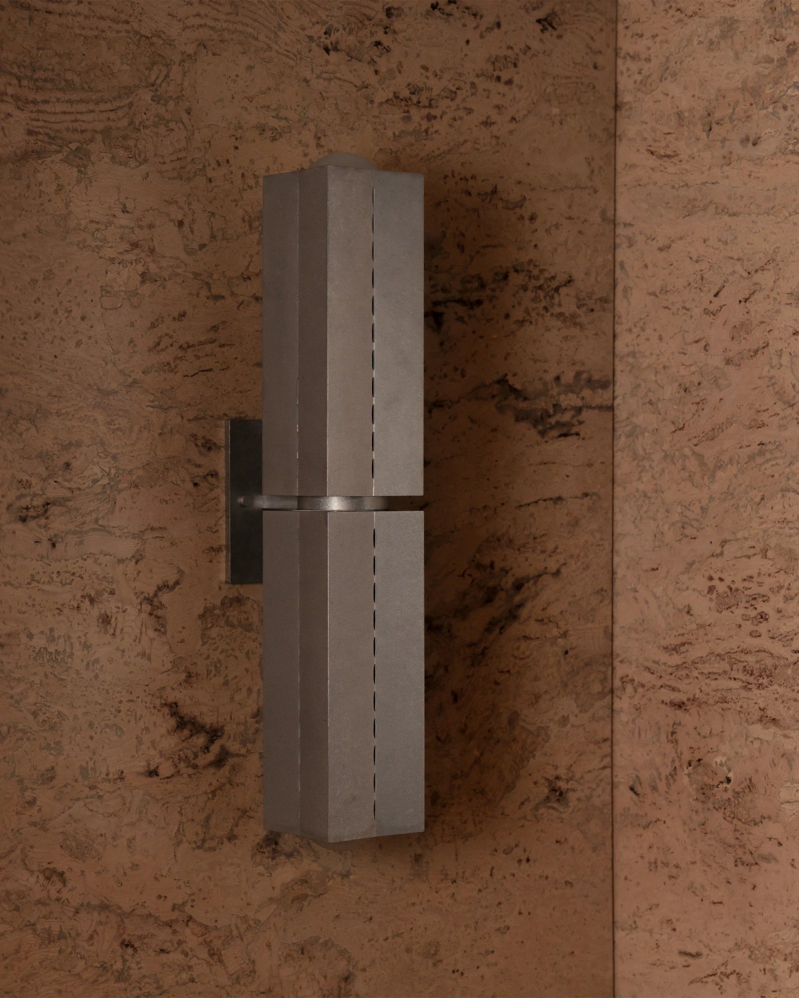 Polaris Wall Light