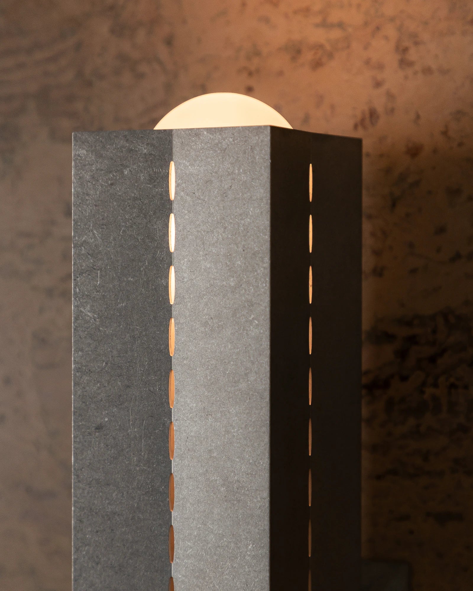 Polaris Wall Light