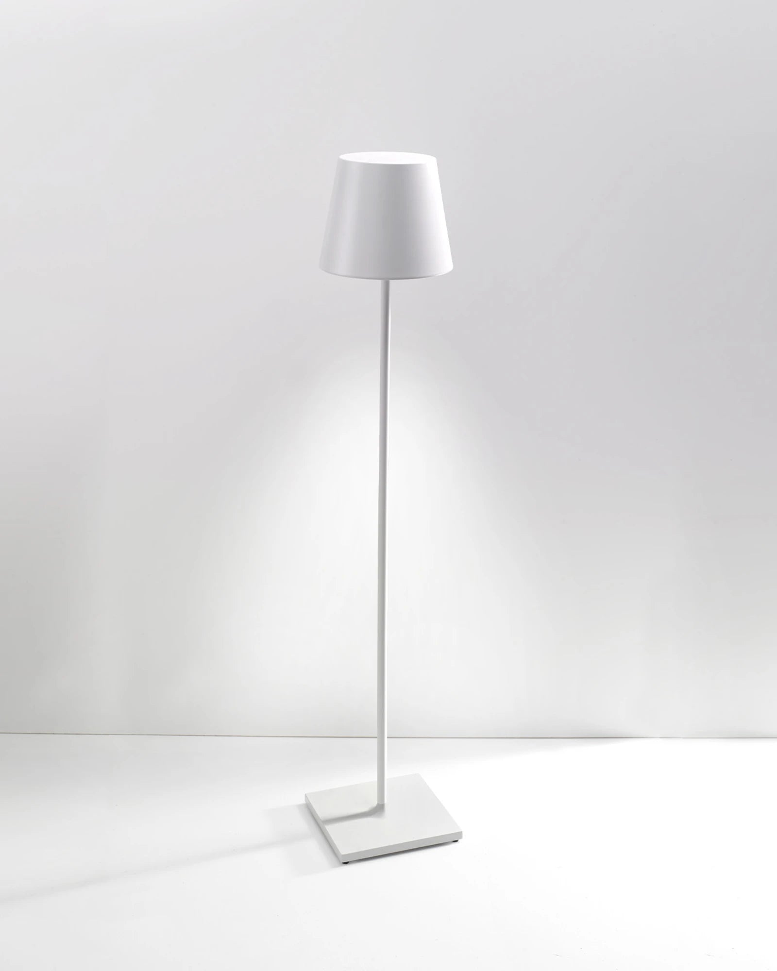 Poldina XXL Expandable Floor/Table Lamp