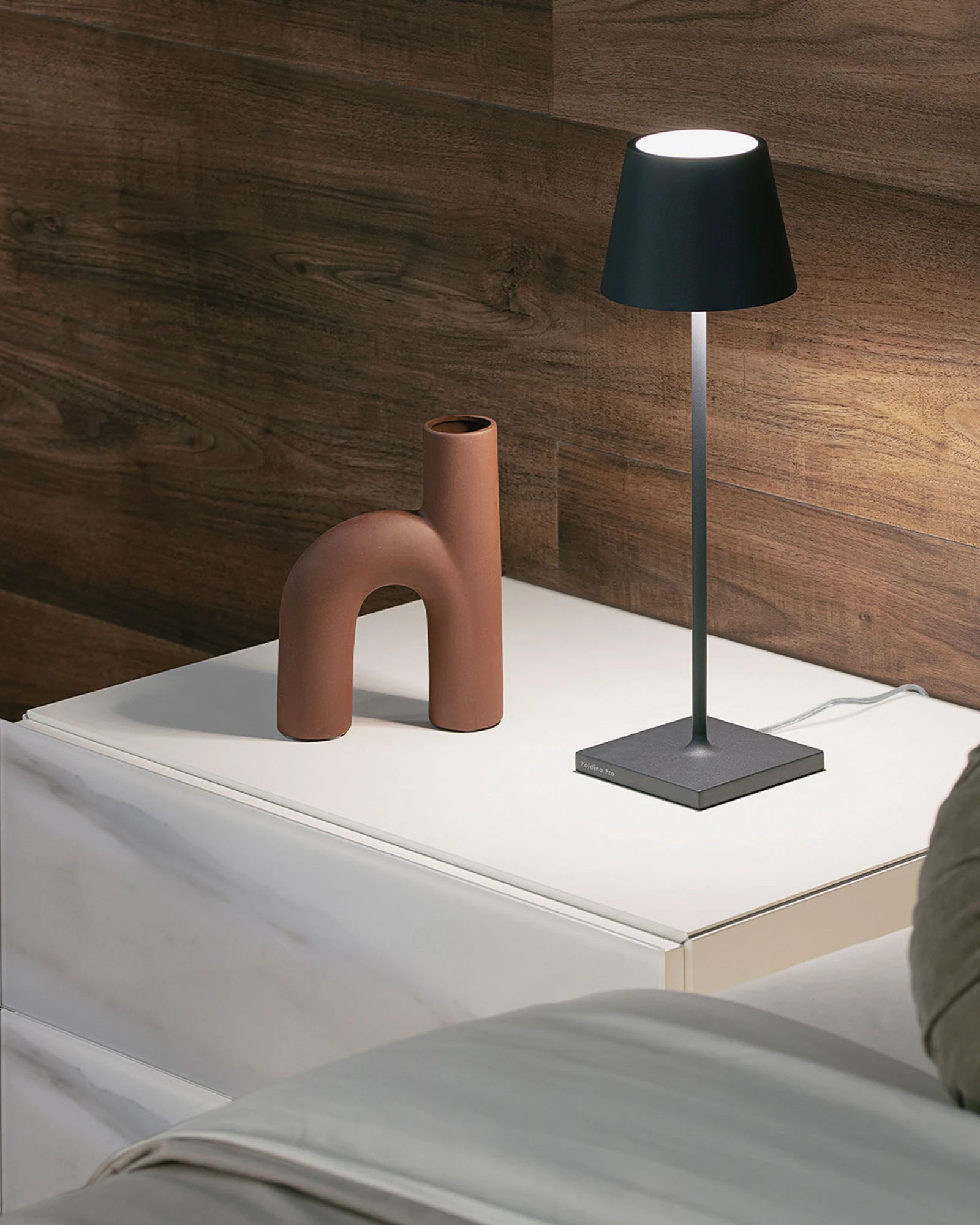 Poldina 230v Table Lamp