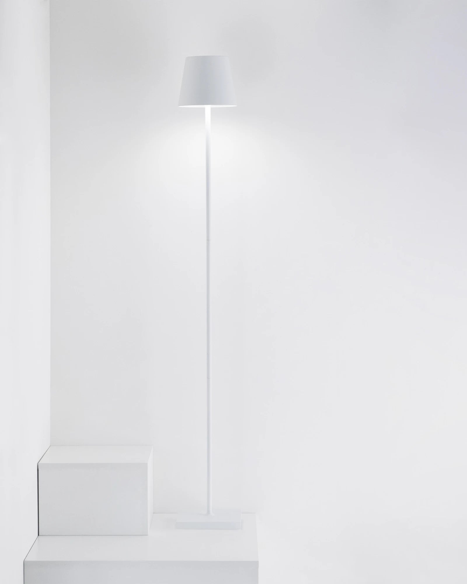 Poldina Expandable Table/Floor Lamp