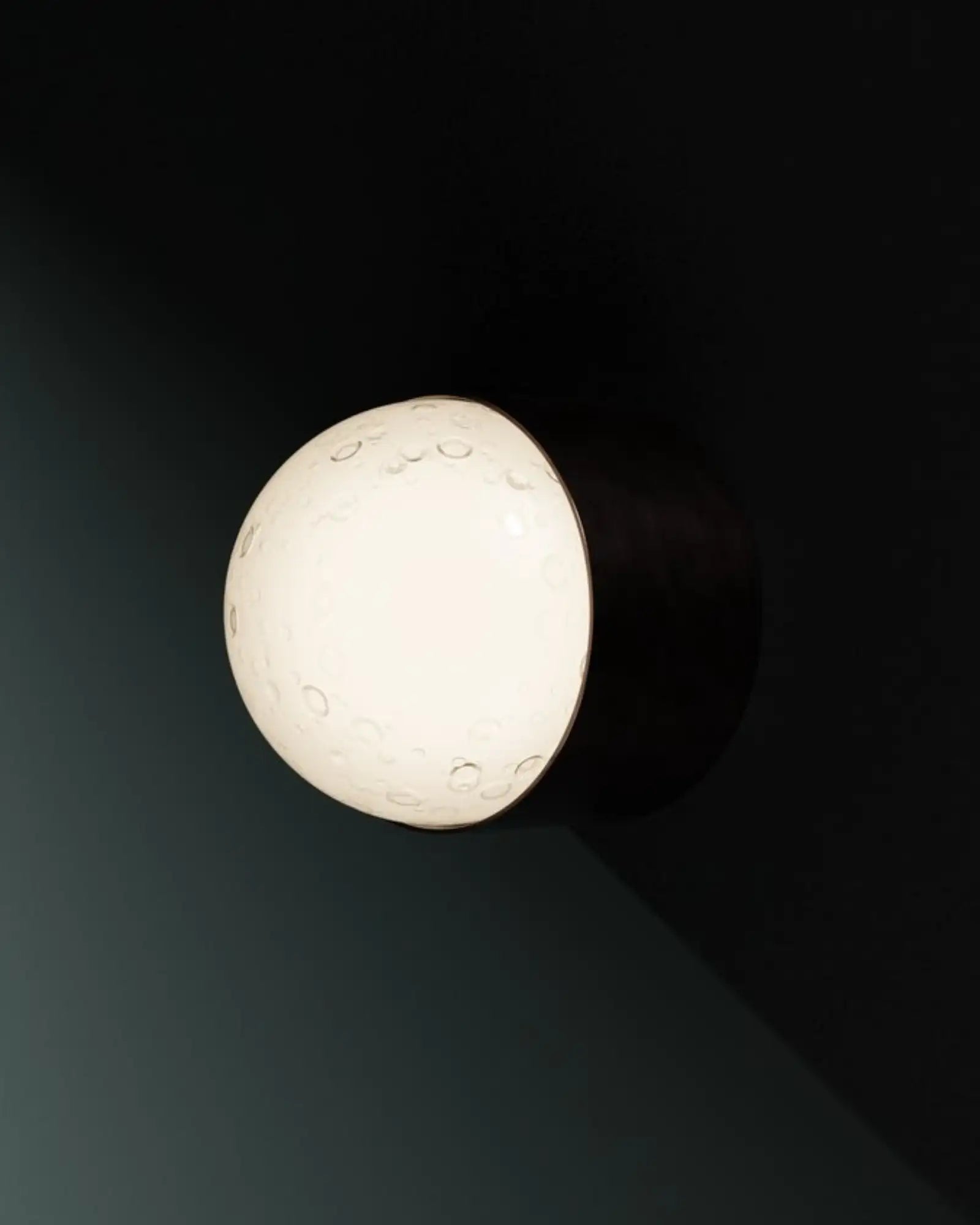 Snowball Wall Light