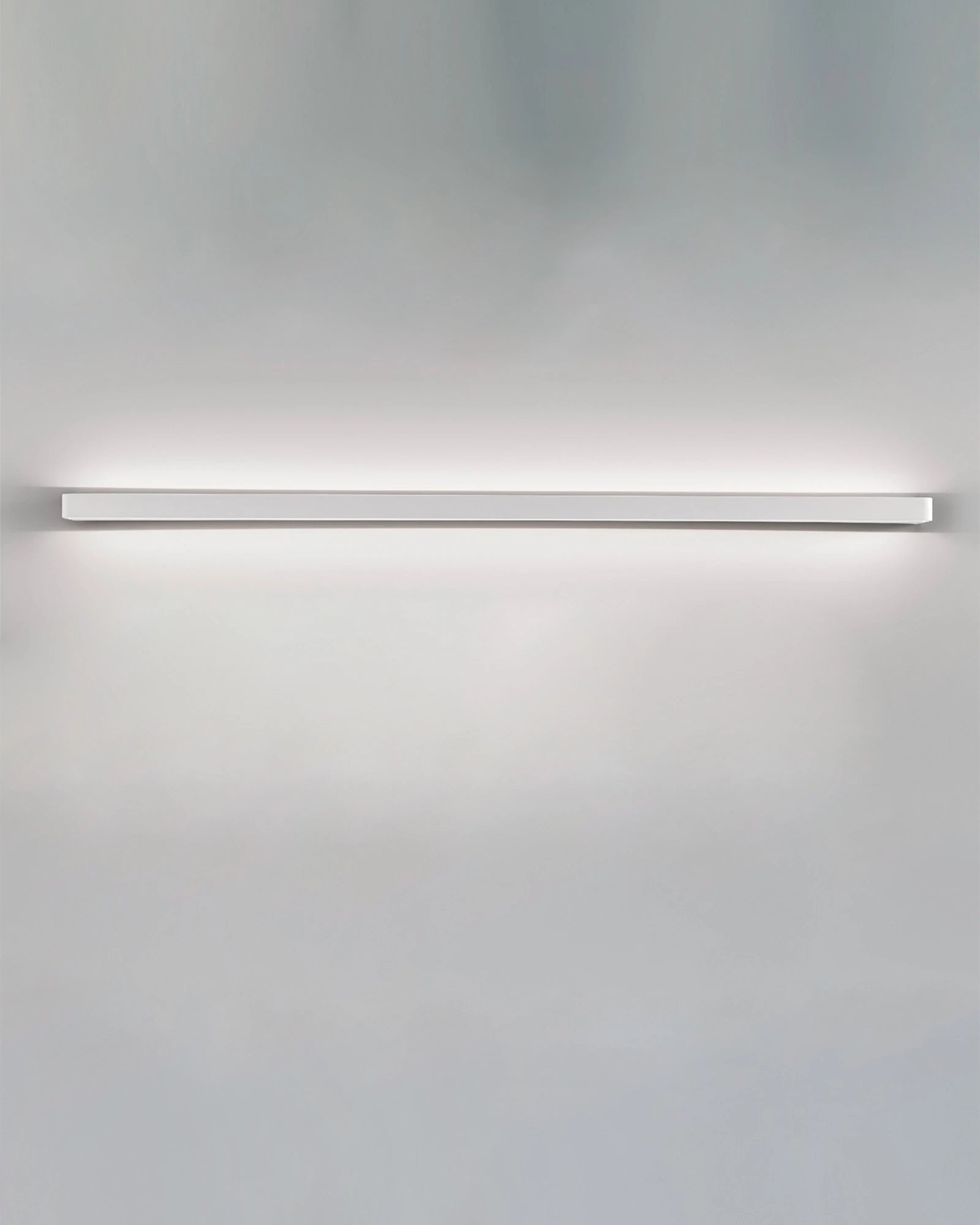 Stripe Magneto Wall Light