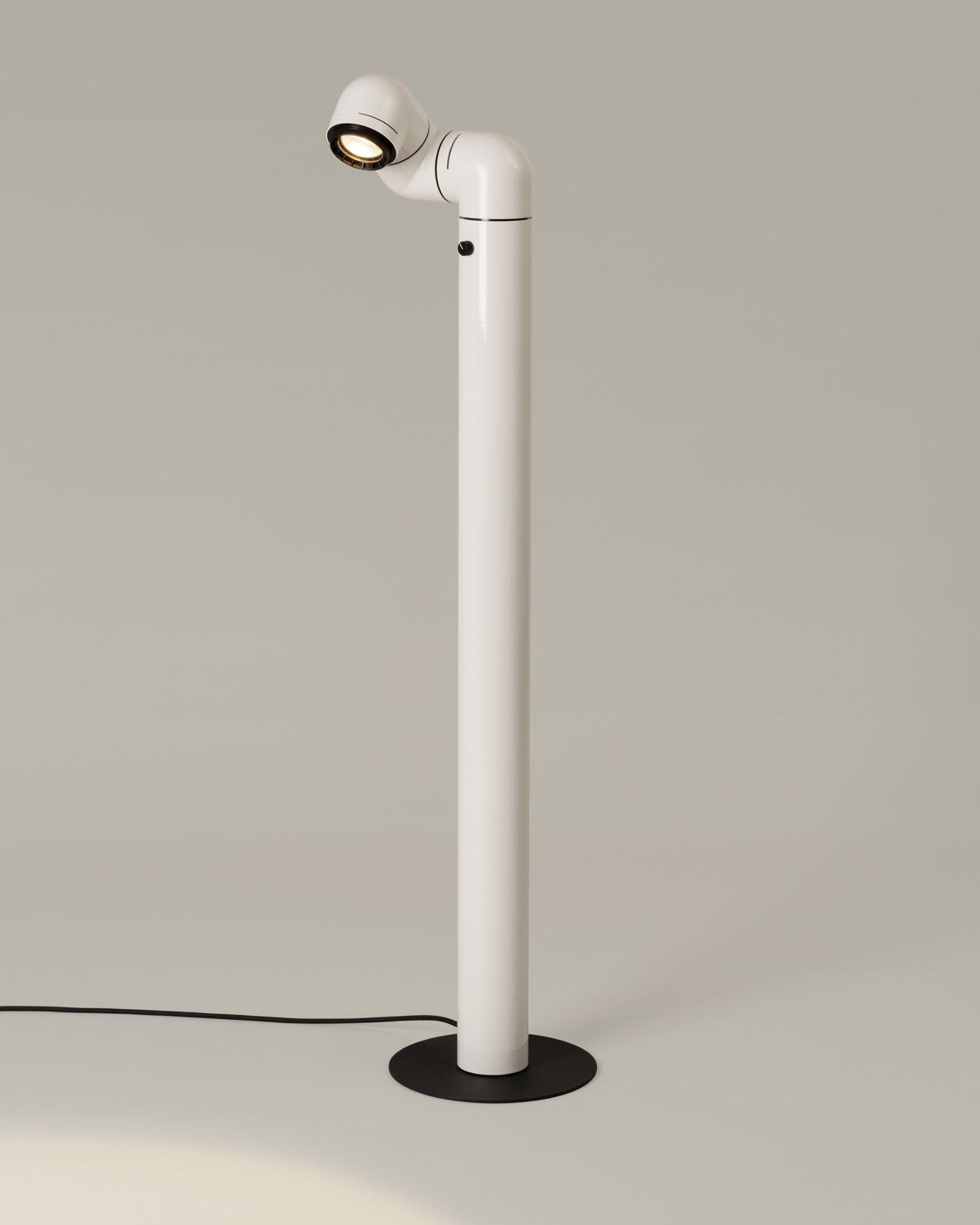 Tatu Alta Floor Lamp