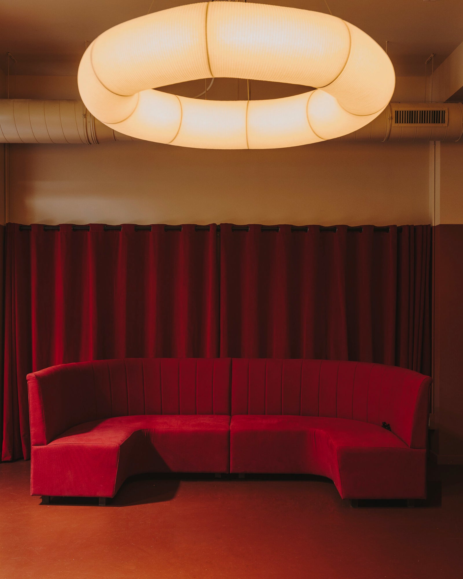 Tekiò Circular Pendant Light