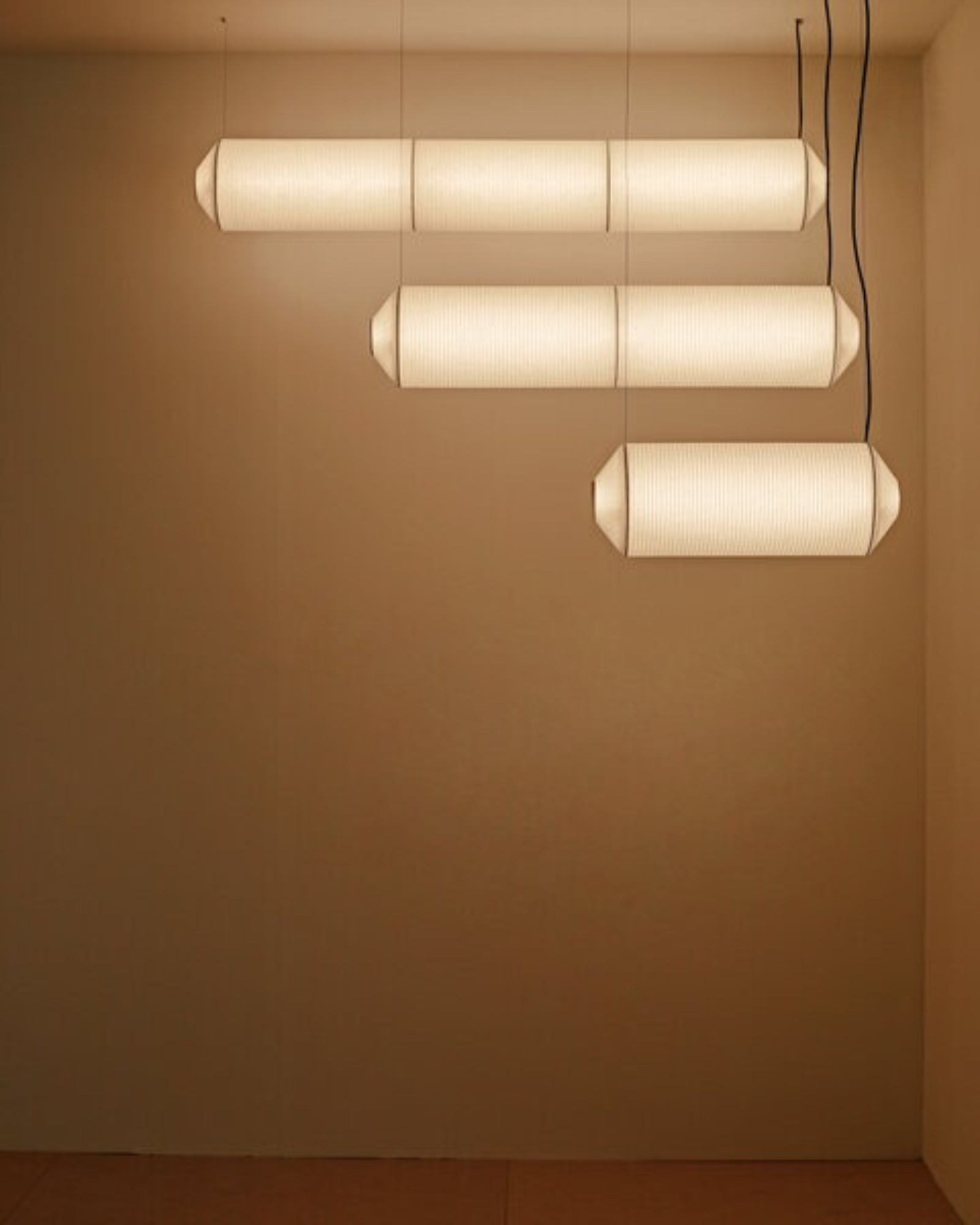 Tekiò Horizontal Pendant Light