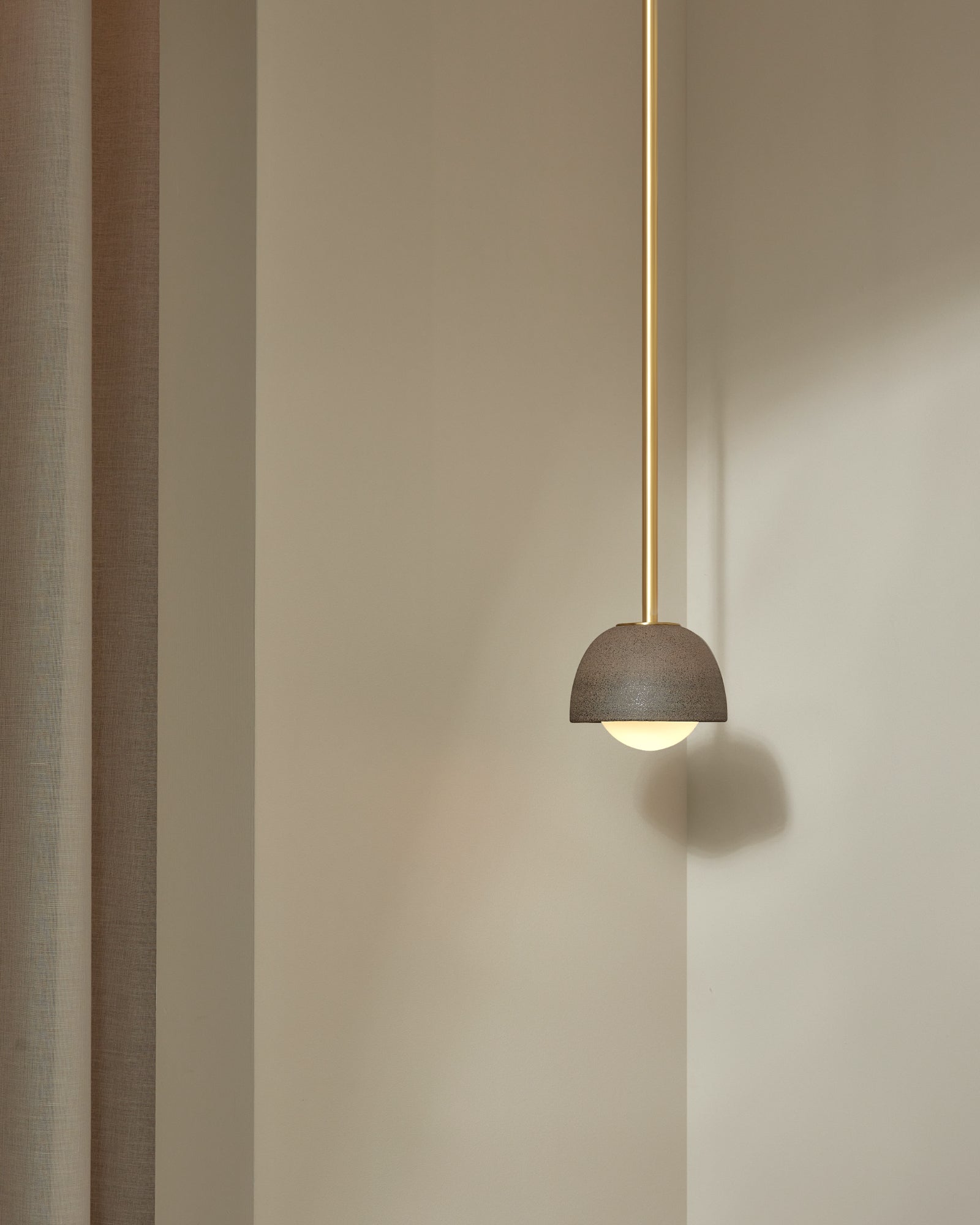 Terra 0 Rod Pendant Light