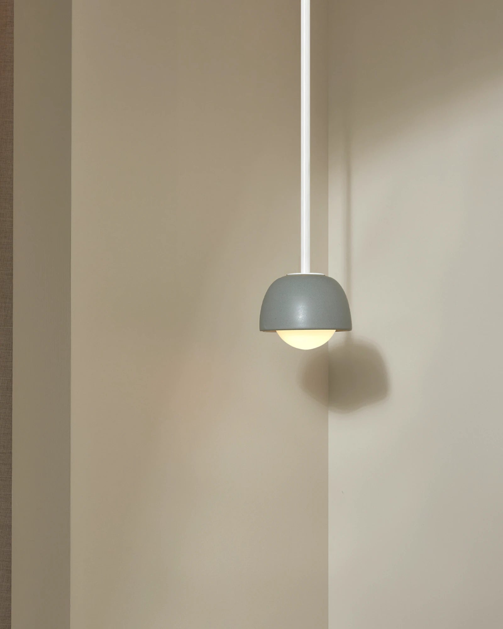 Terra 0 Rod Pendant Light