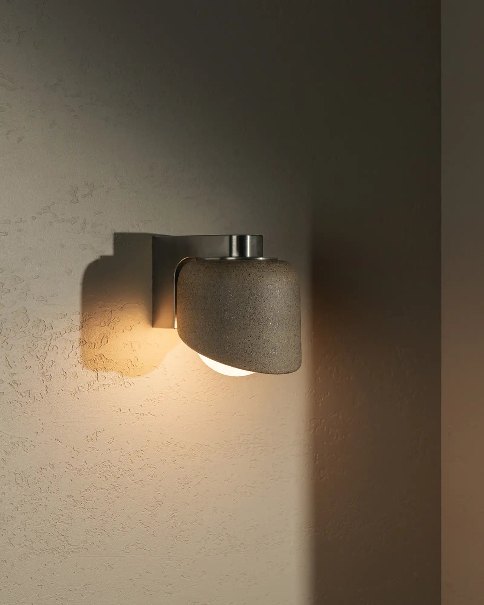 Terra 0.5 Wall Light