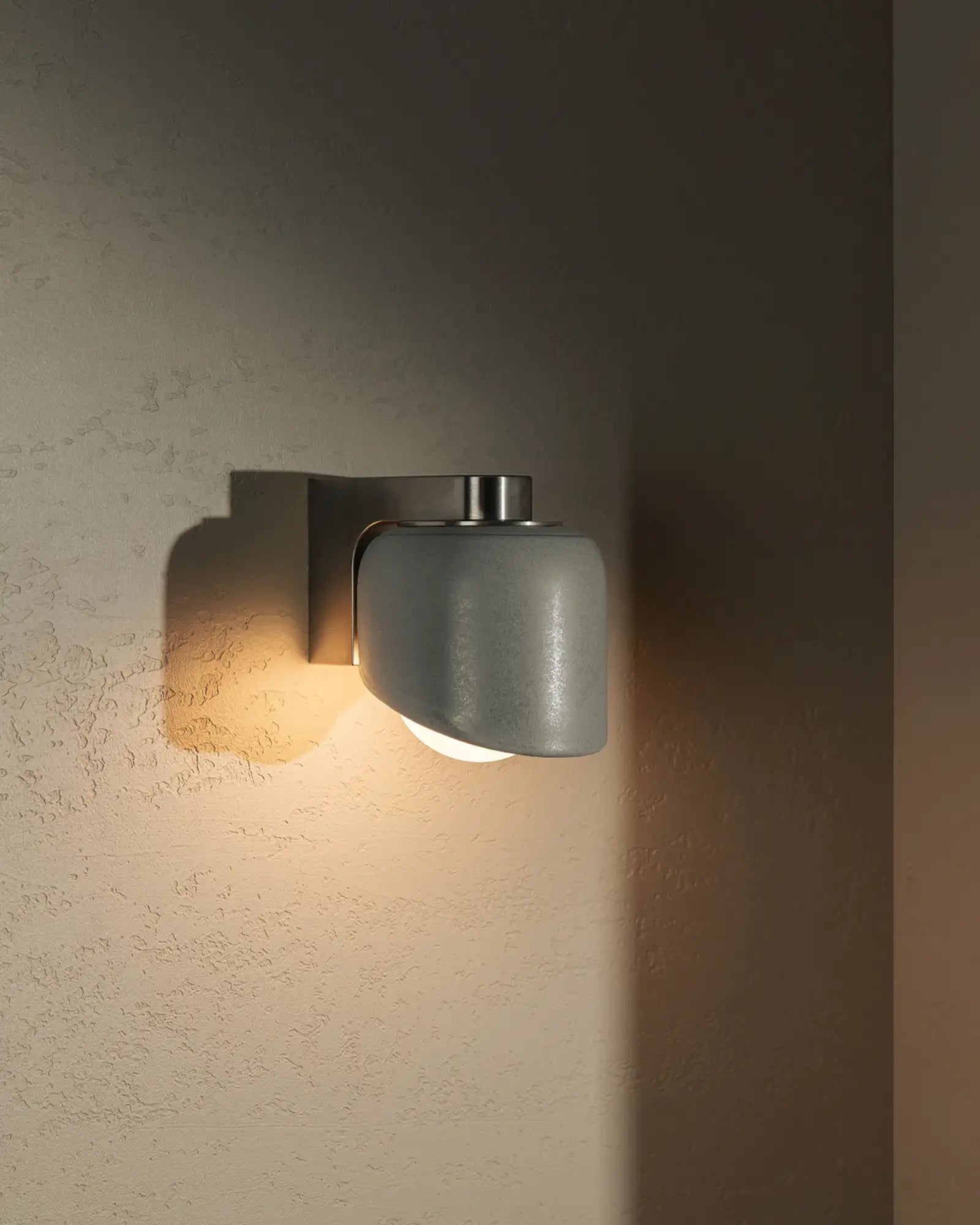 Terra 0.5 Wall Light