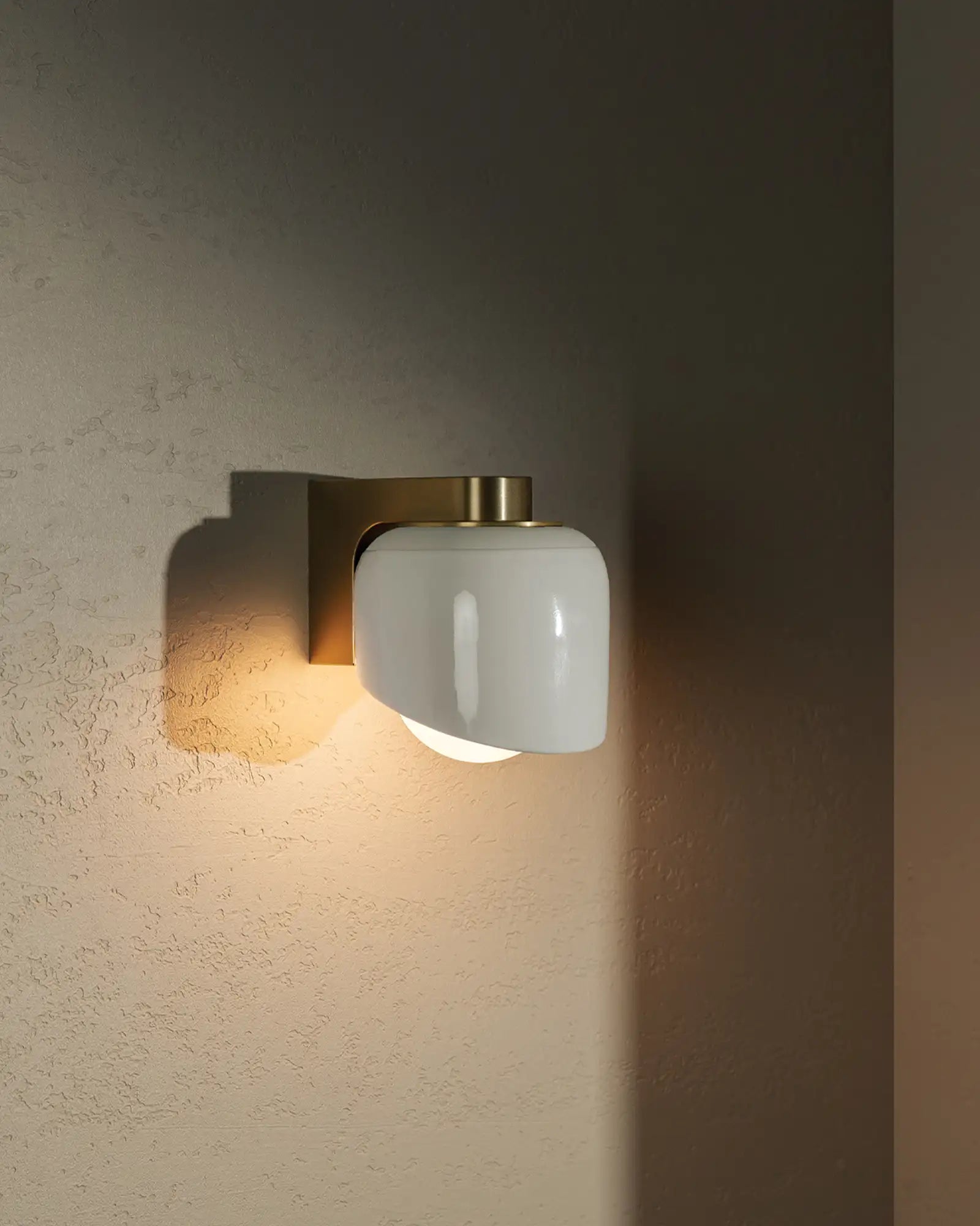Terra 0.5 Wall Light