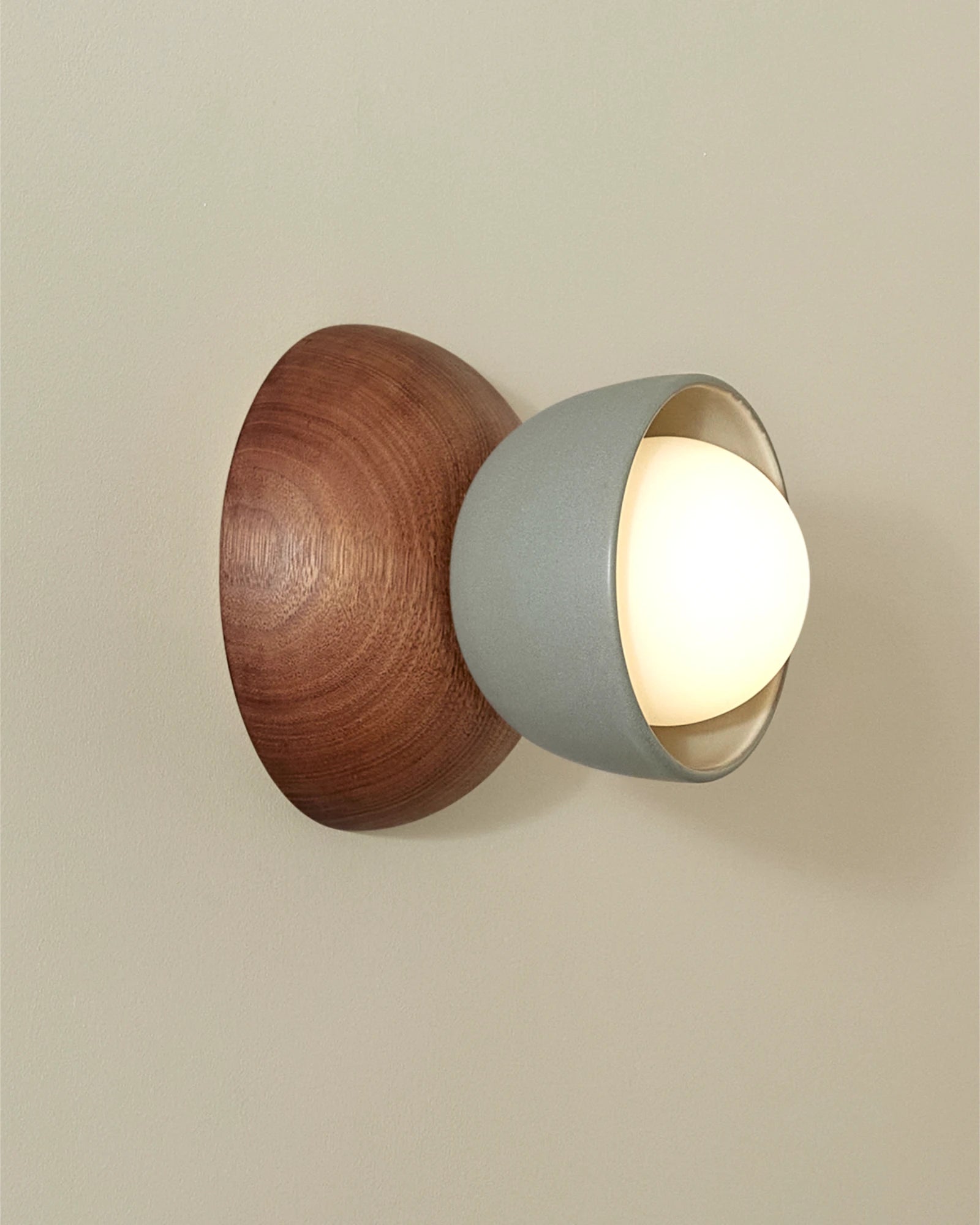 Terra 00 Wall Light