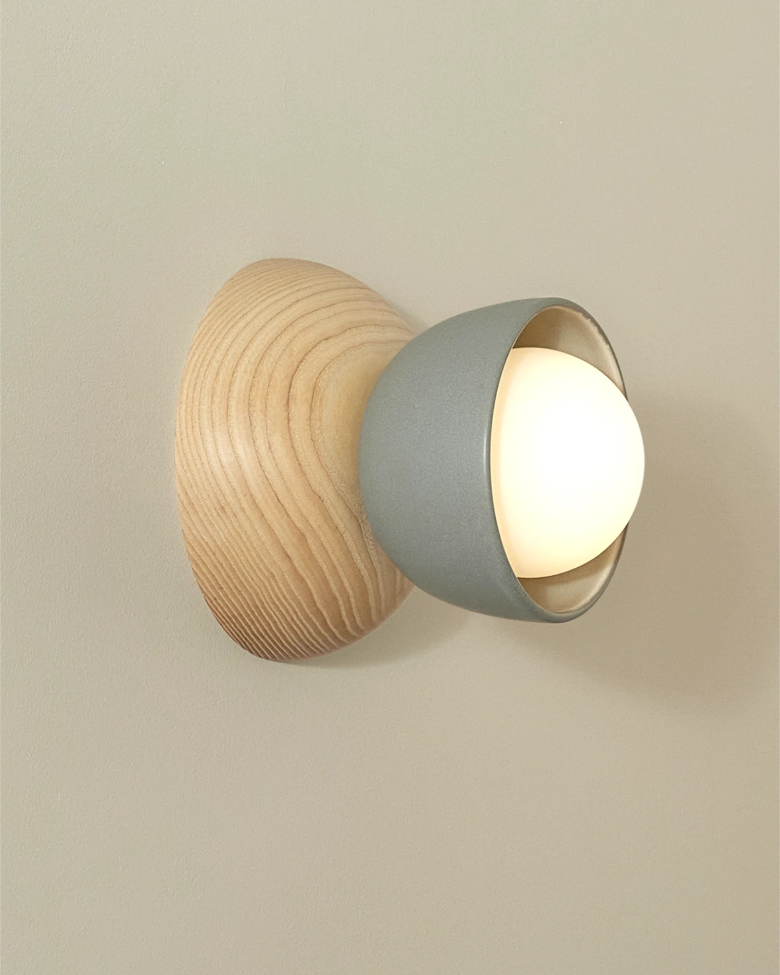 Terra 00 Wall Light