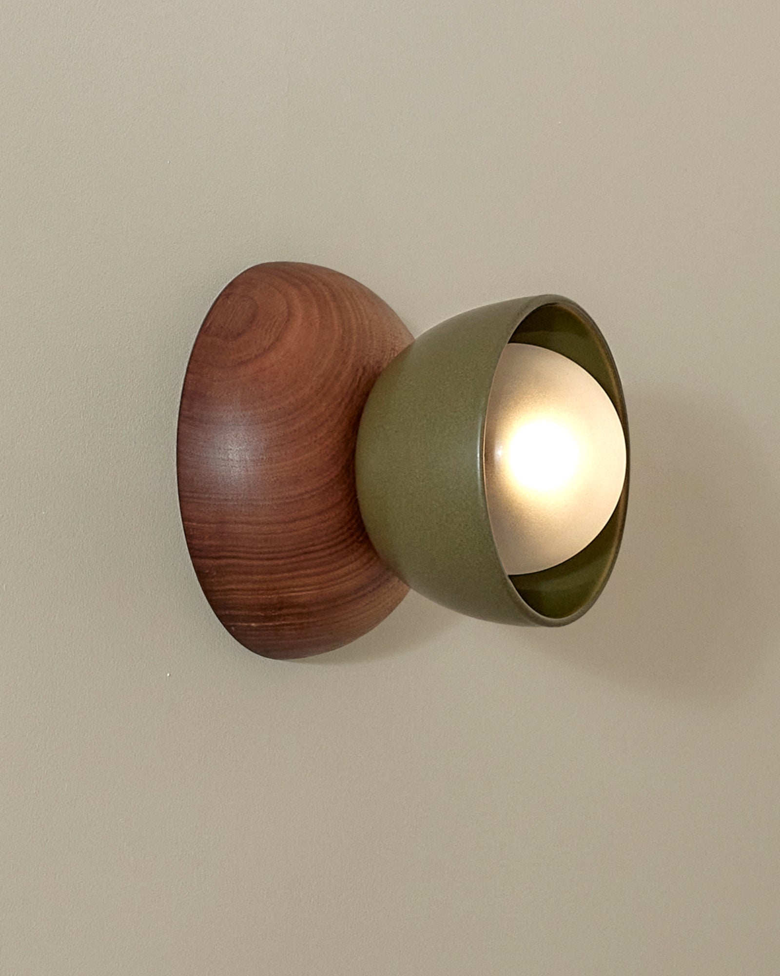 Terra 00 Wall Light