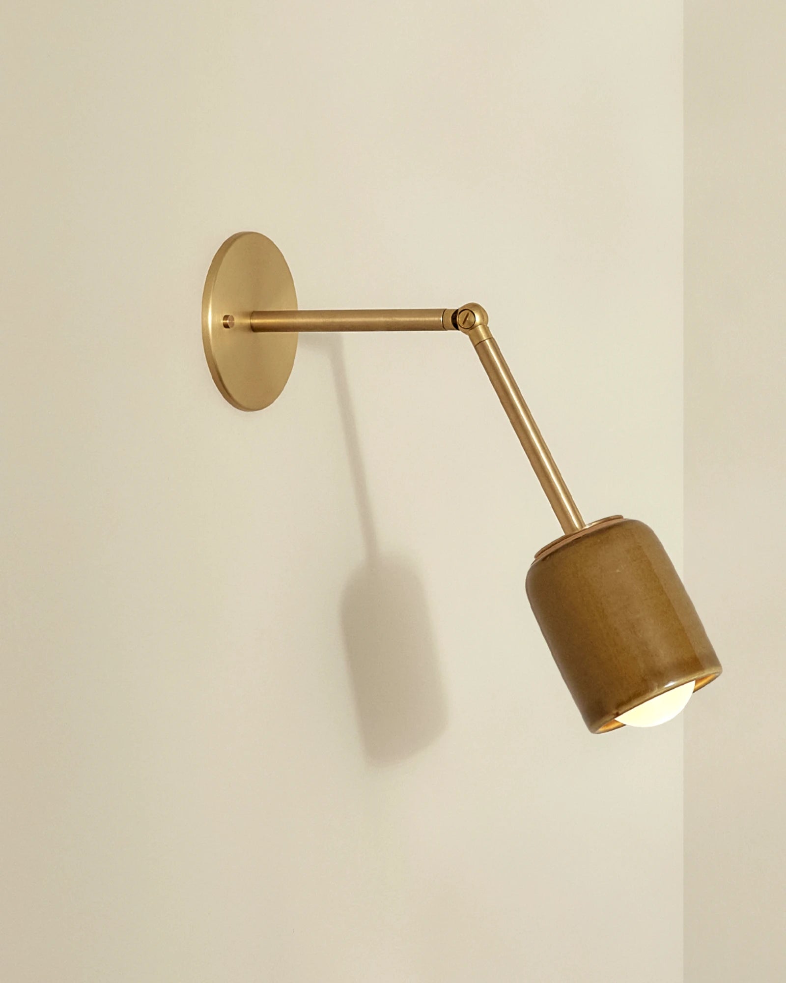 Terra 1 Long Arm Wall Light