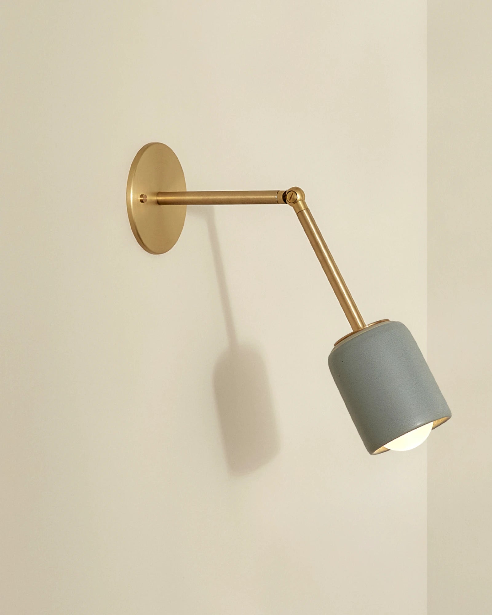 Terra 1 Long Arm Wall Light