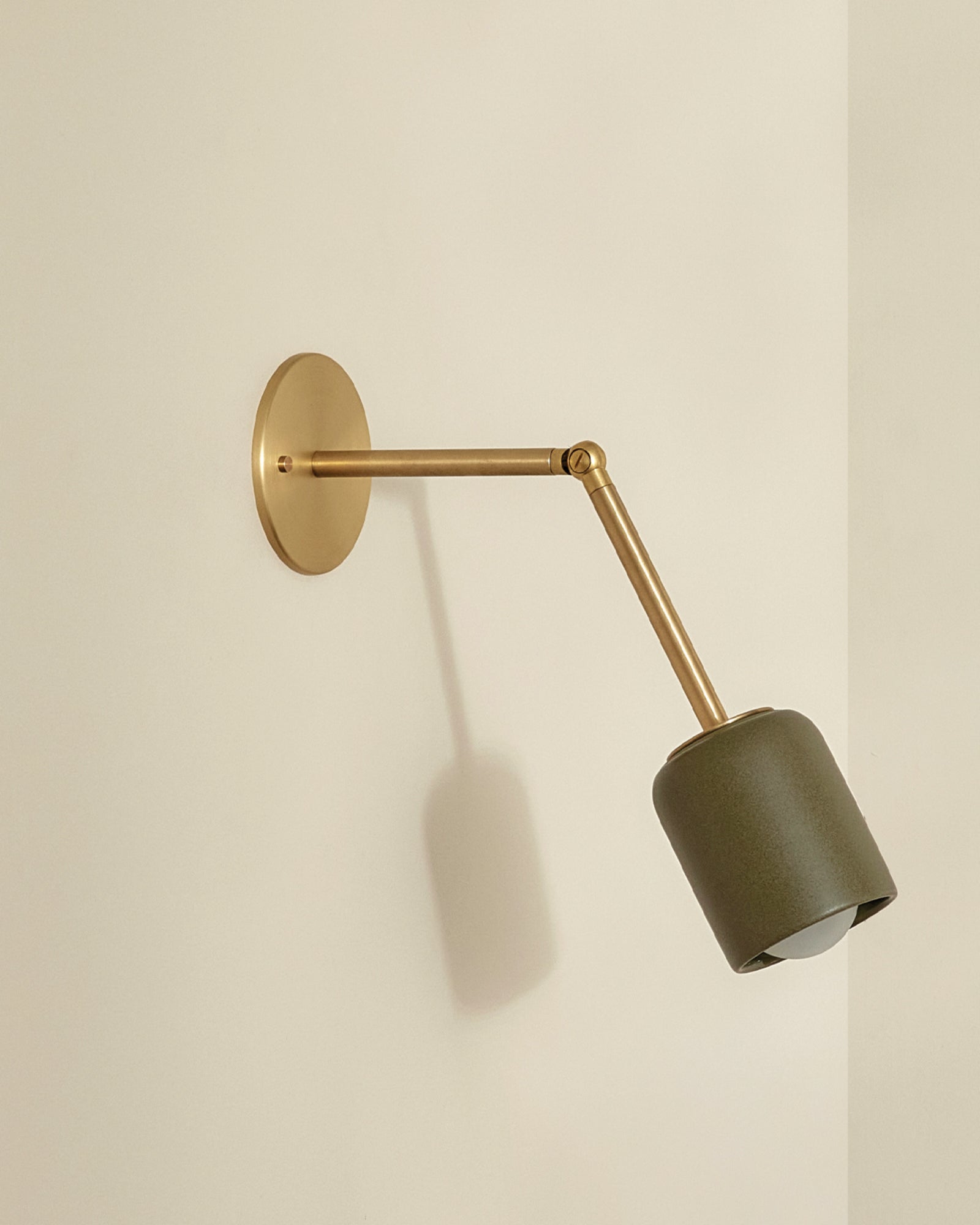 Terra 1 Long Arm Wall Light