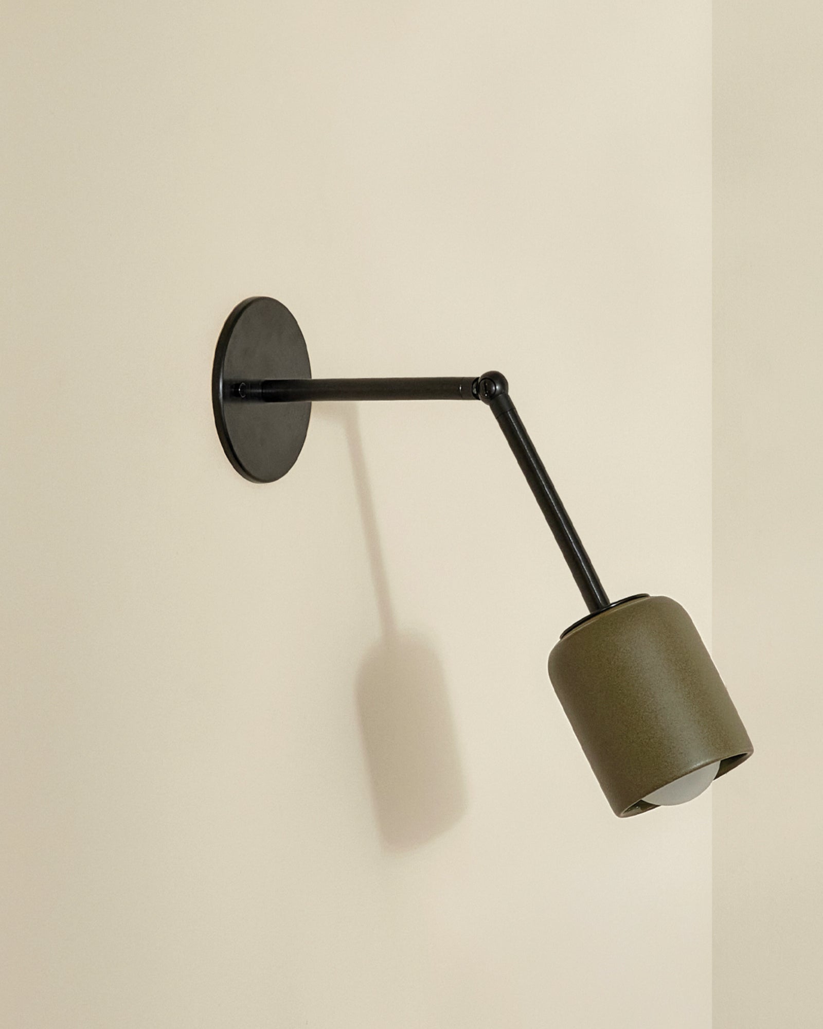 Terra 1 Long Arm Wall Light