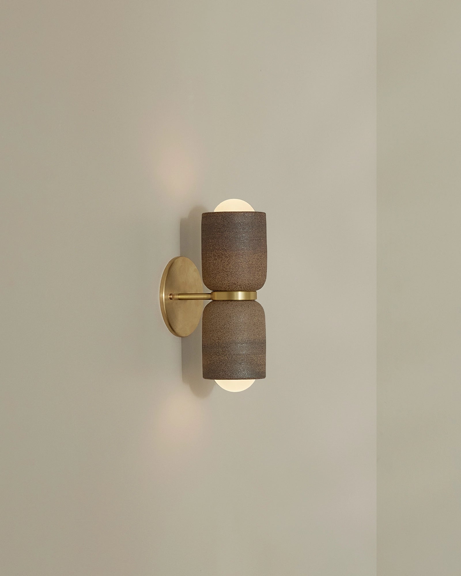 Terra 2 Wall Light