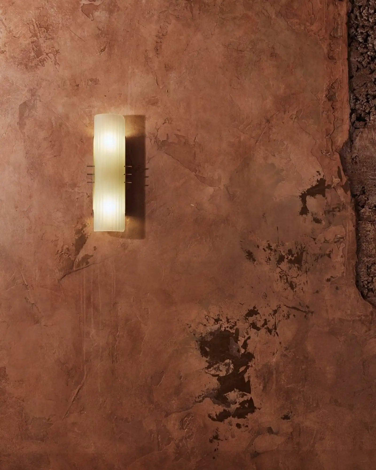 Vitrine Wall Light