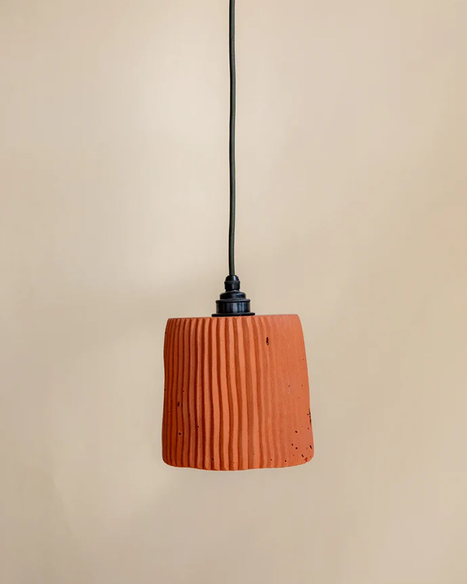 Wavy Pendant Light