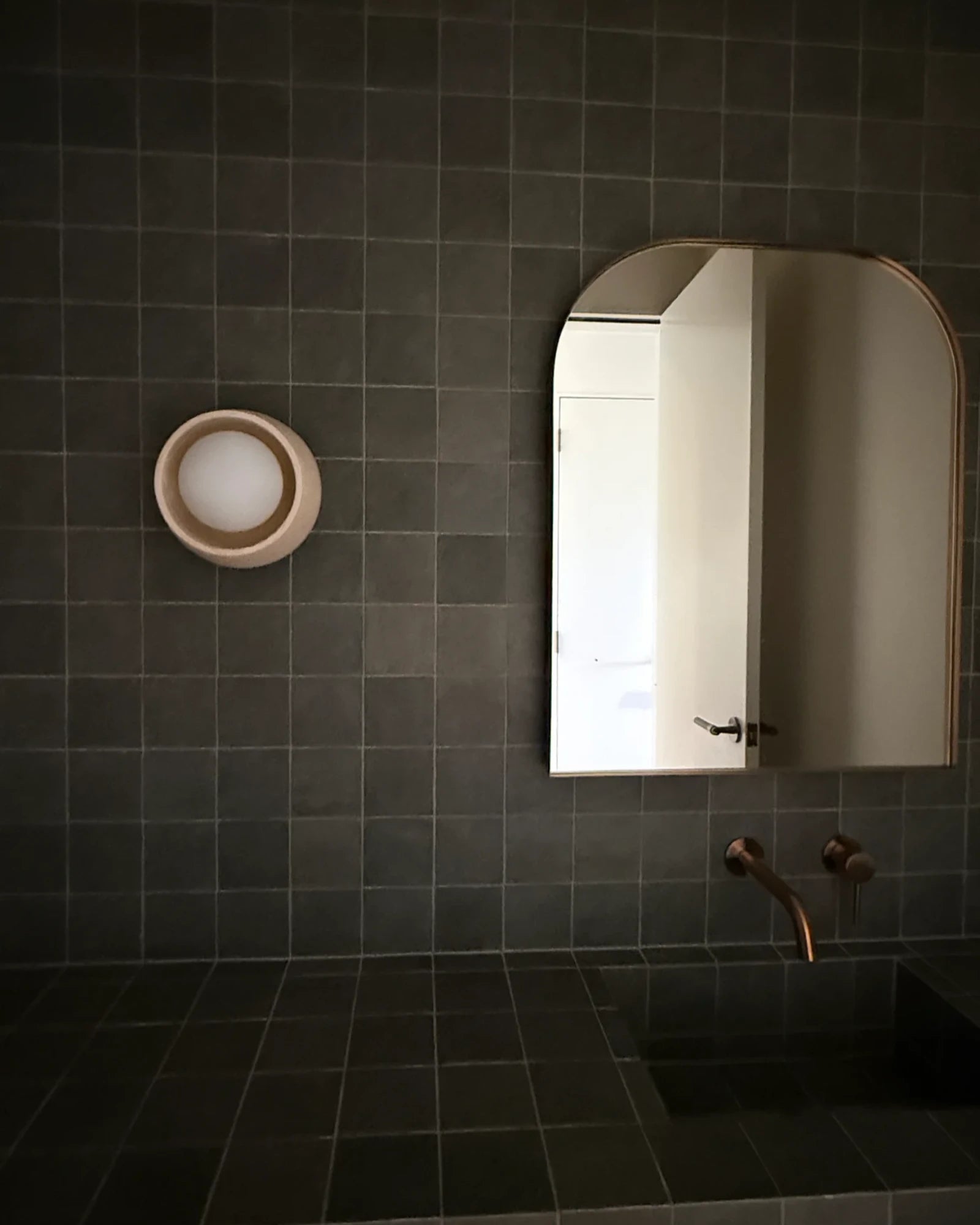 Wirru Wall Light
