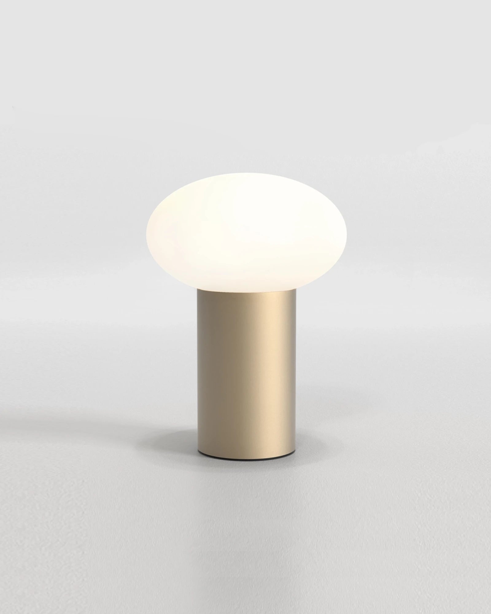 Zeppo Portable Table Lamp