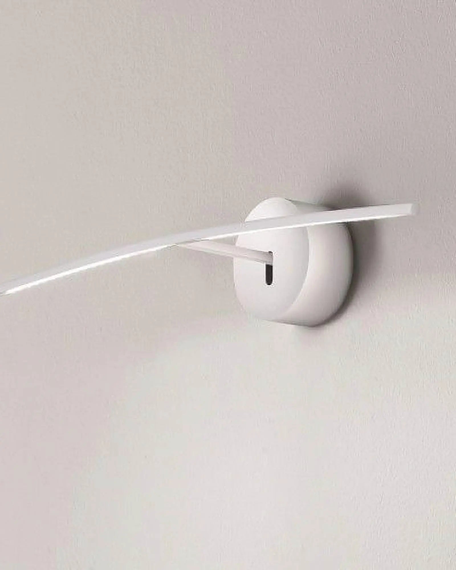 Albatros linear modern frame wall light