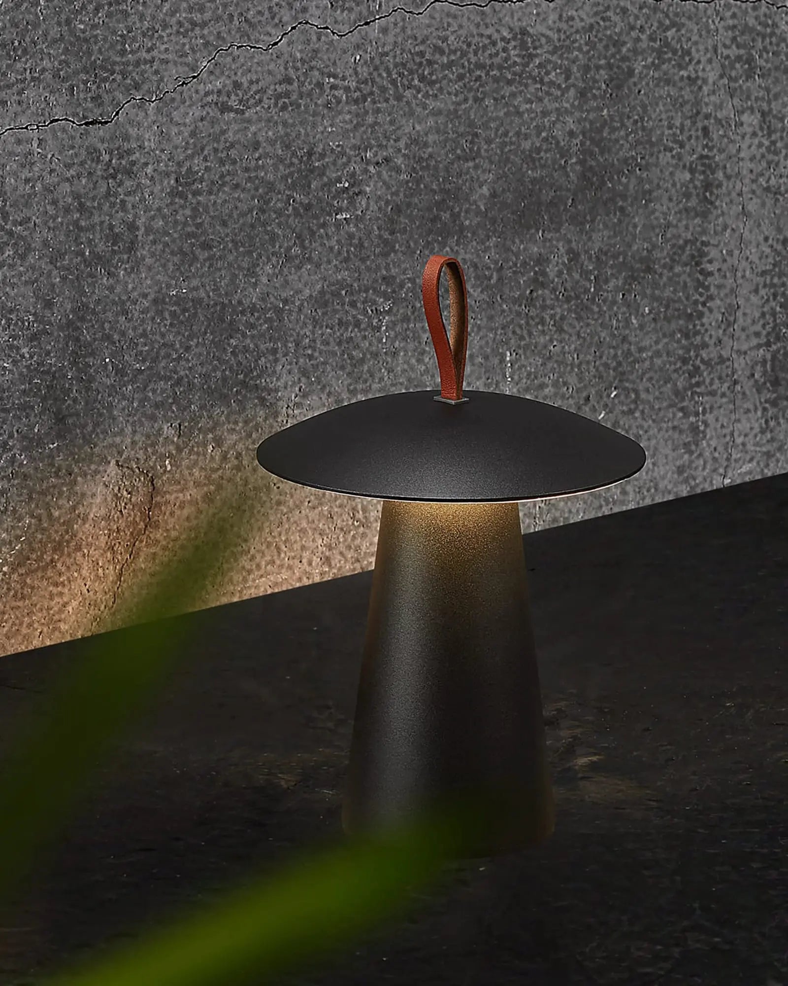 Ara to Go rechargeable portable outdoor table lamp in black